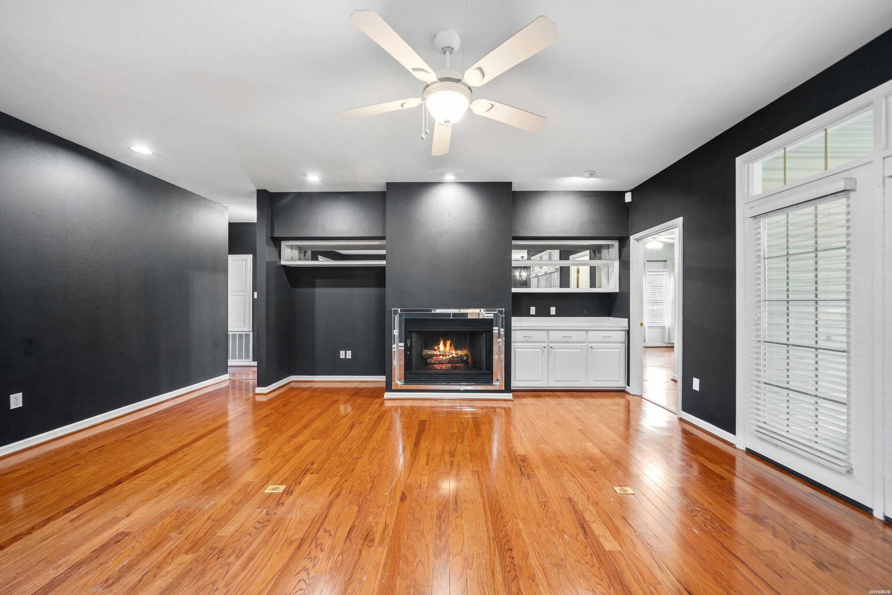 404 Peninsula Drive Property Photo 8