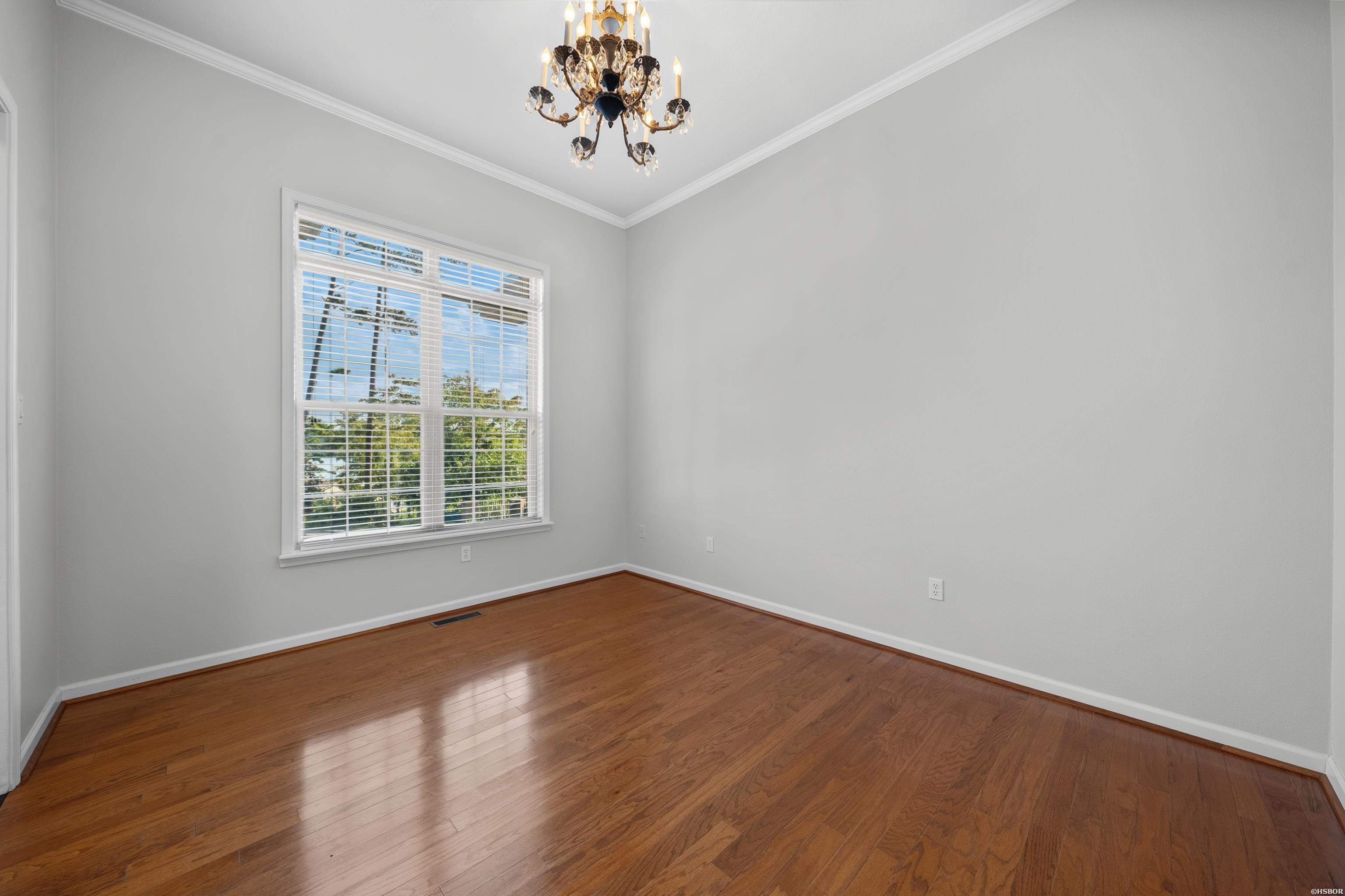 404 Peninsula Drive Property Photo 8