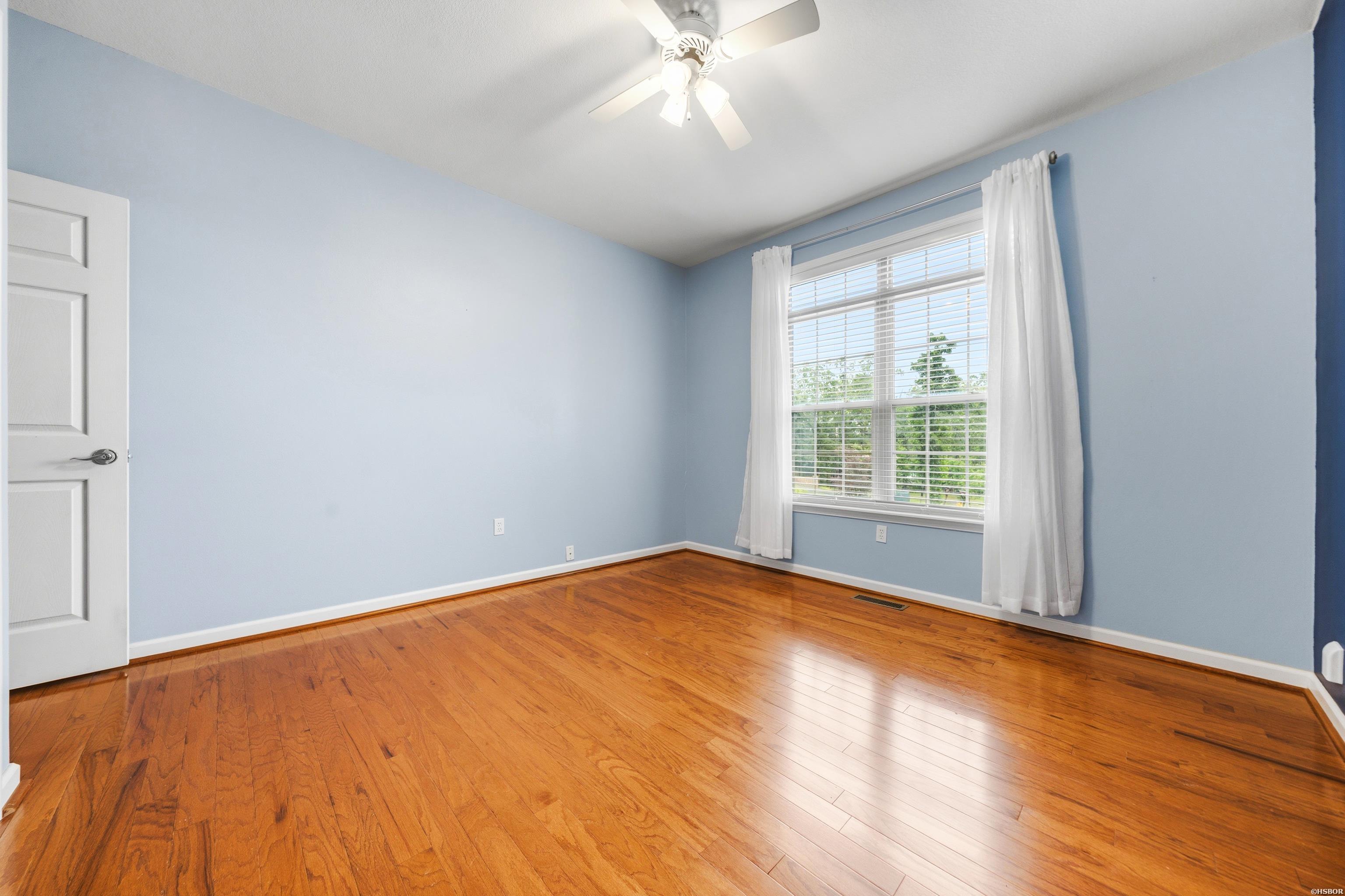 404 Peninsula Drive Property Photo 32