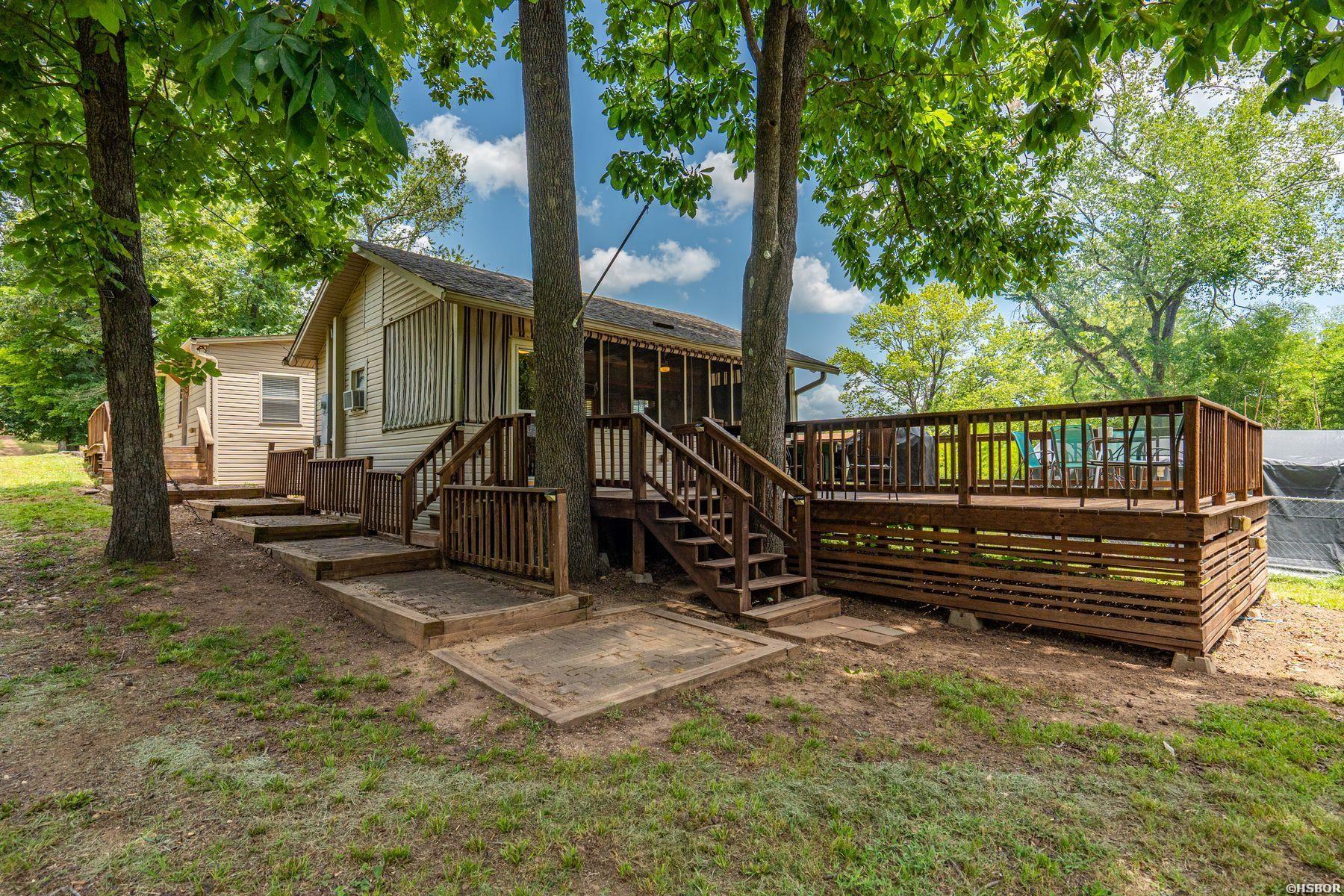 386 ARROWPOINT Road Property Photo 1