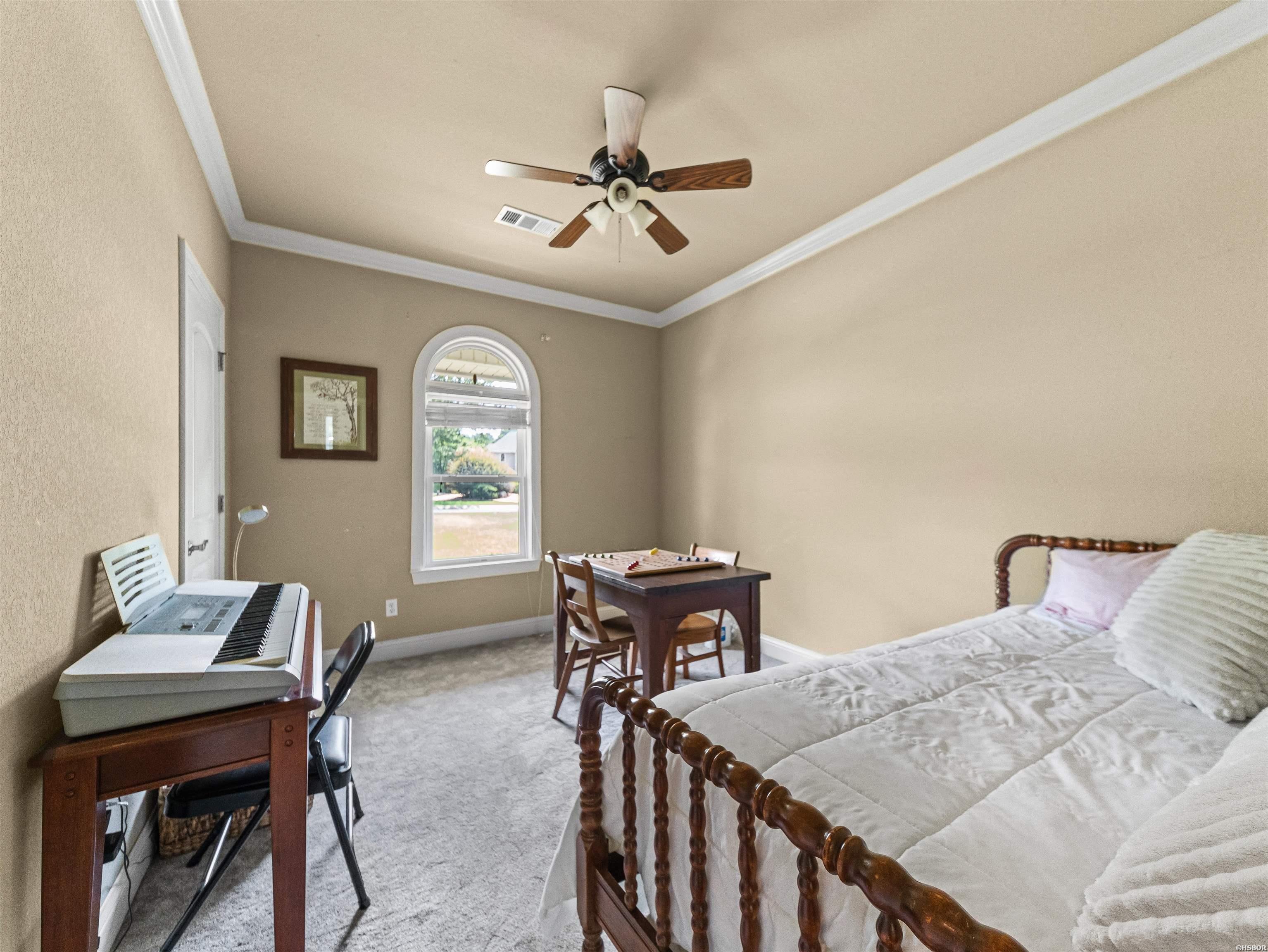 124 Garden View Property Photo 39