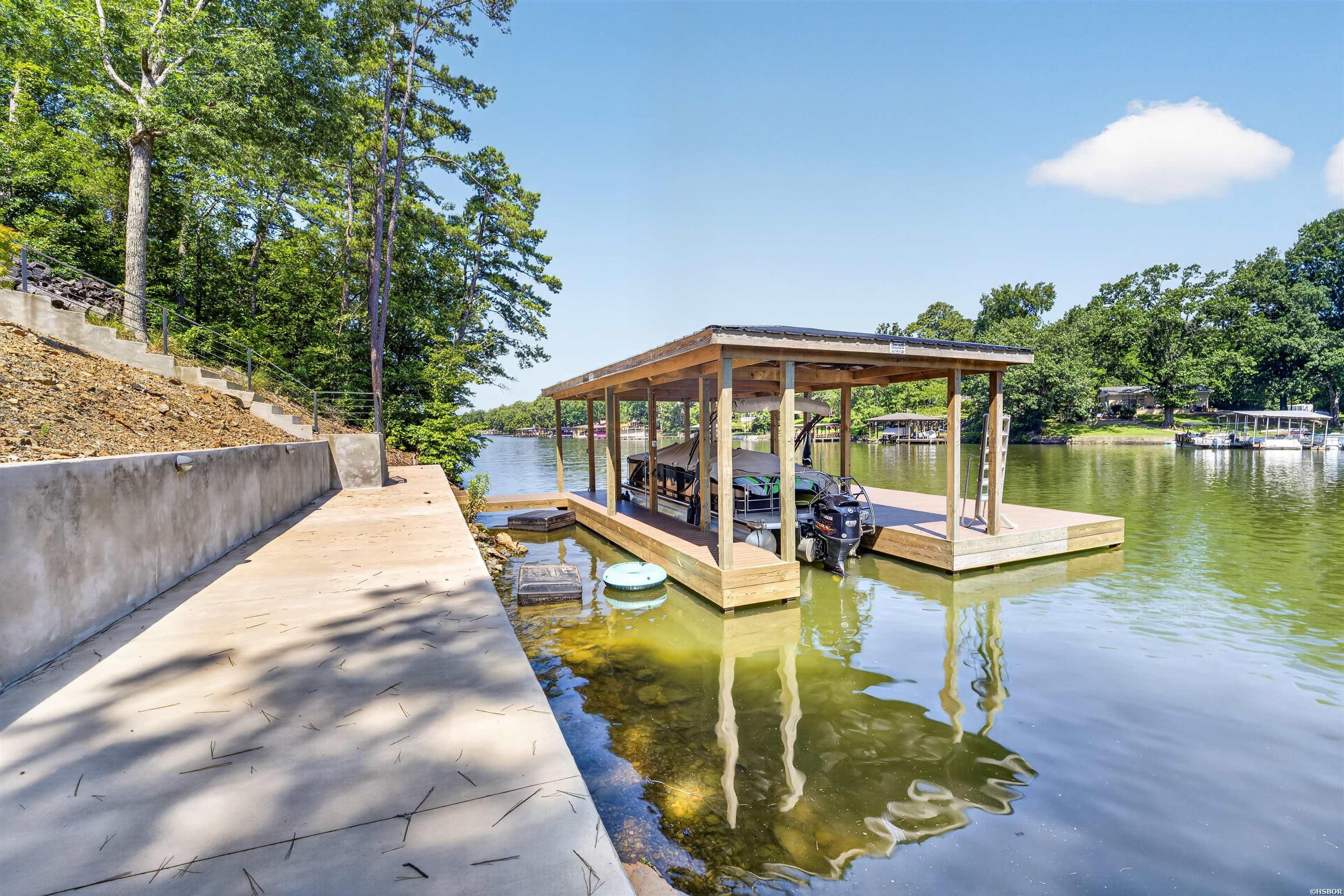 129 Alaston Point Property Photo 8