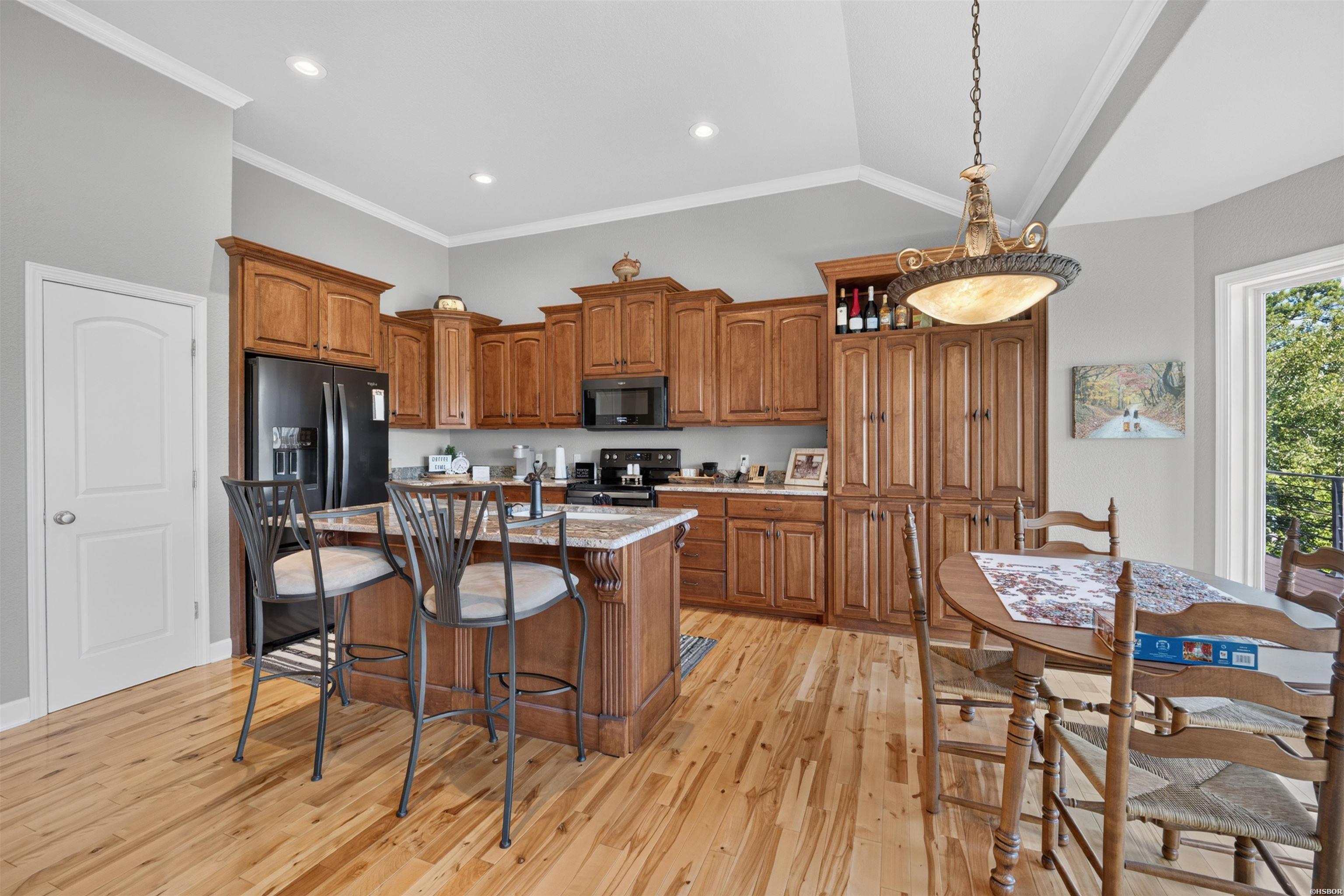 129 Alaston Point Property Photo 15