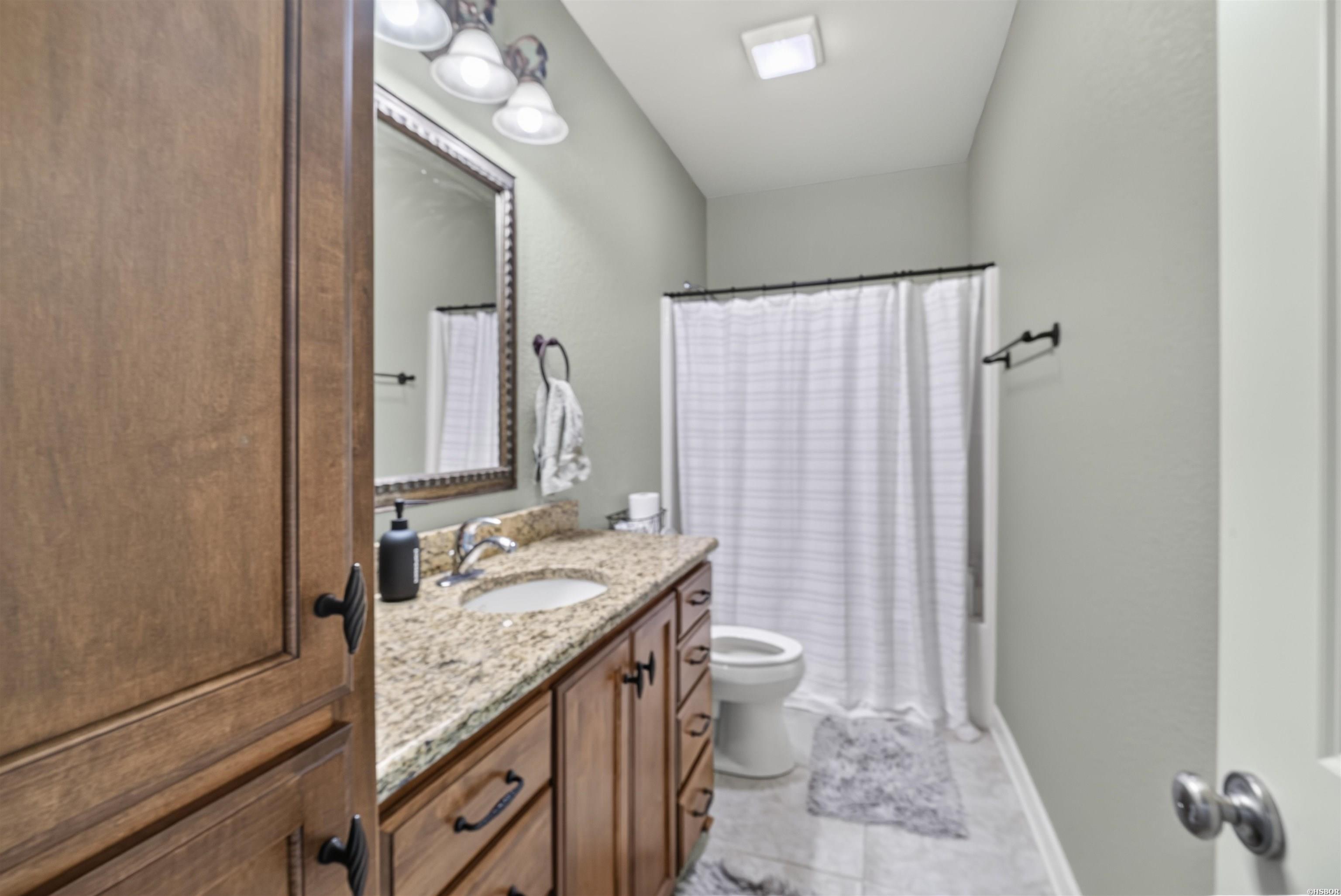 129 Alaston Point Property Photo 28