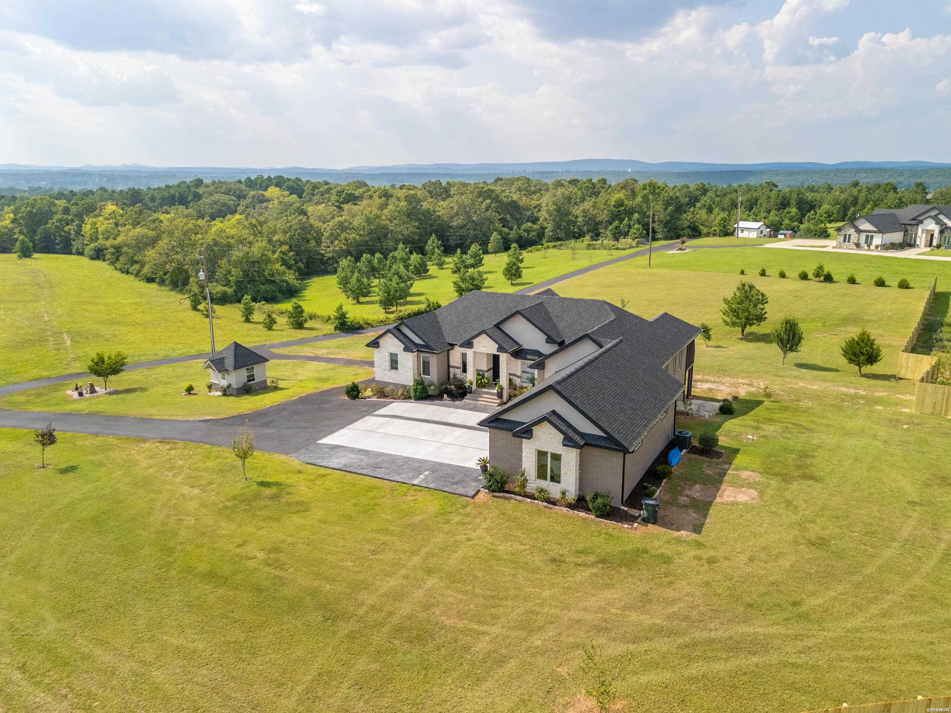 4903 Sunshine Road Property Photo 4
