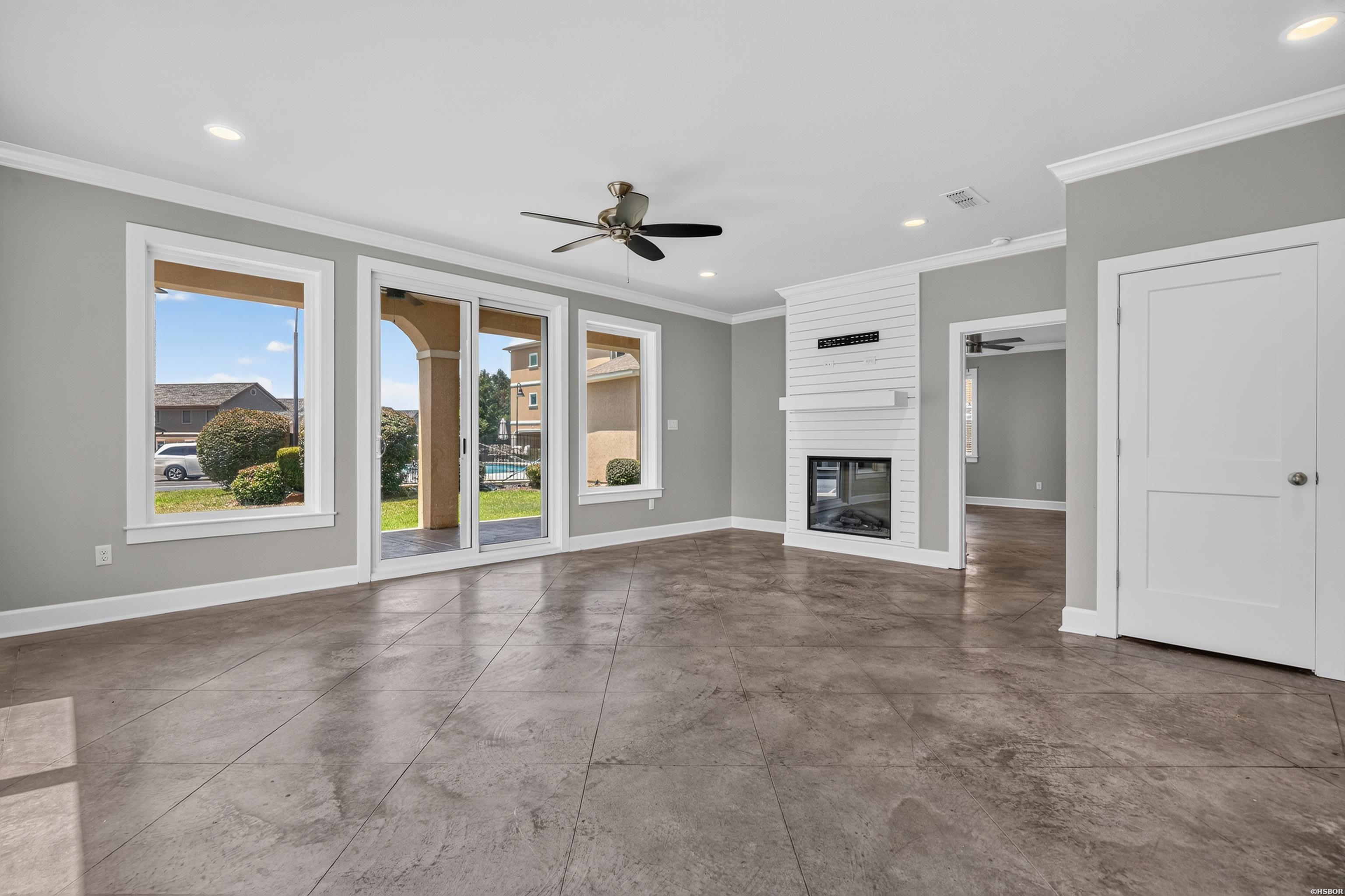 150 Villa Pointe Property Photo 4
