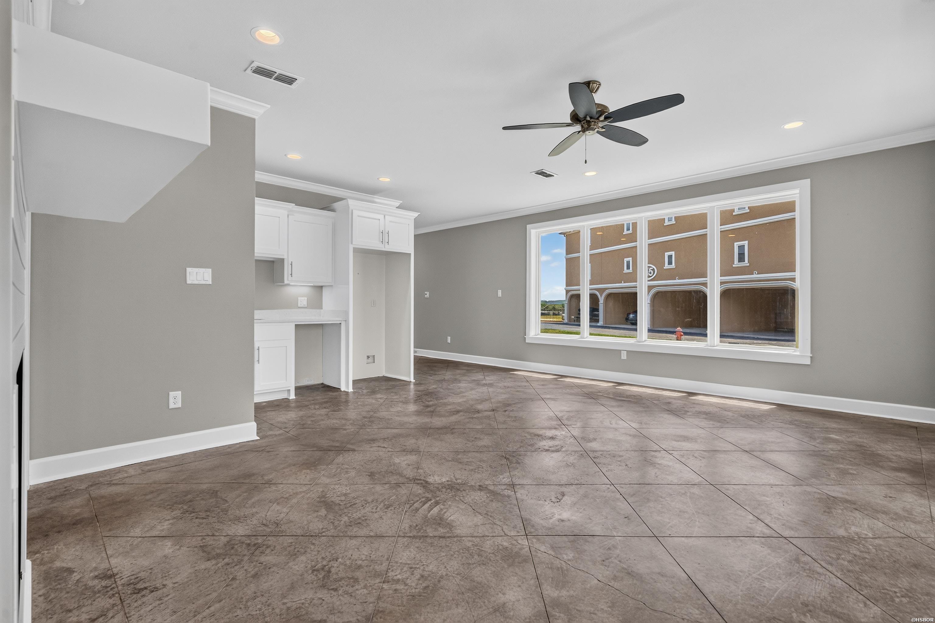 150 Villa Pointe Property Photo 7