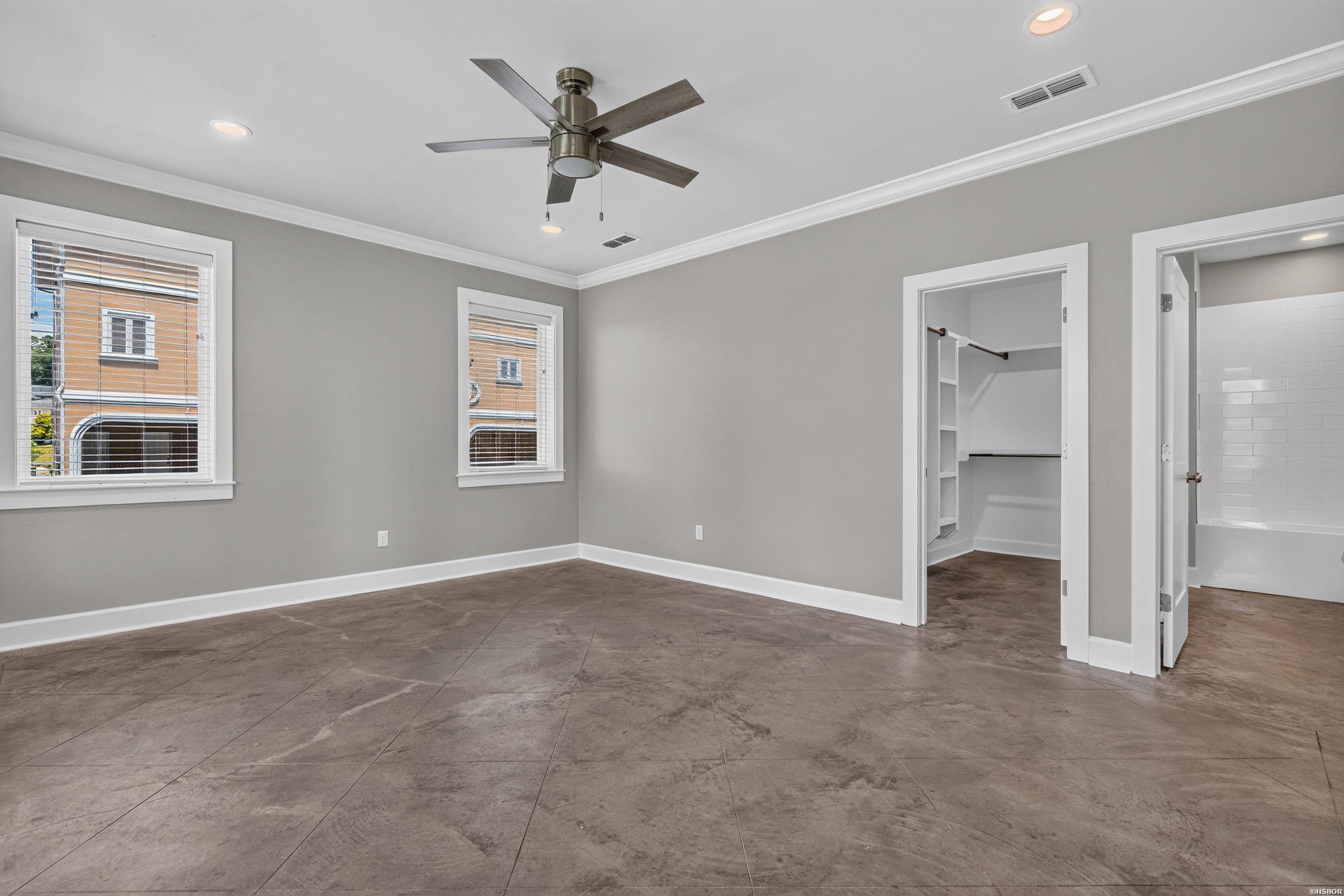 150 Villa Pointe Property Photo 10