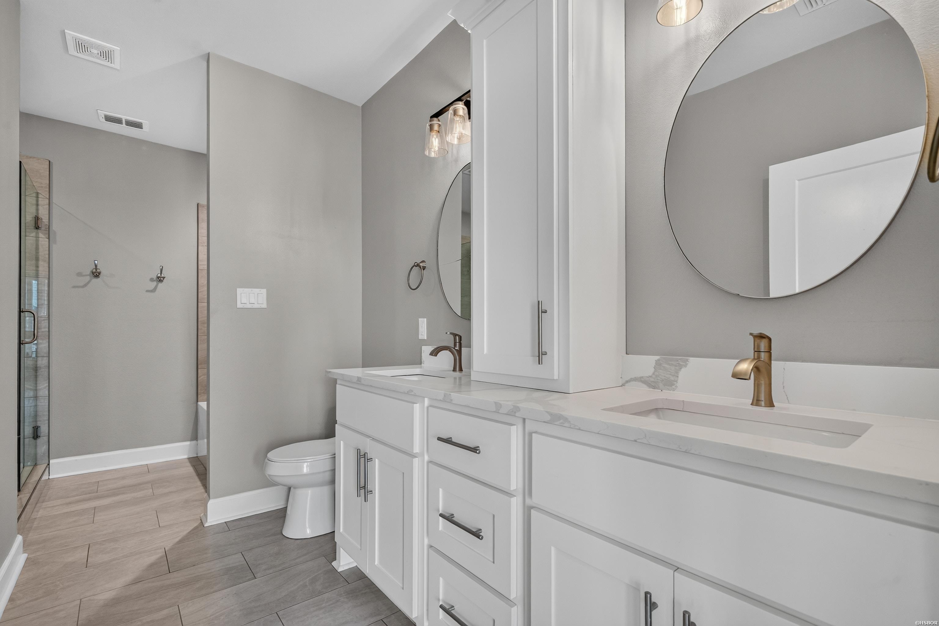 150 Villa Pointe Property Photo 14