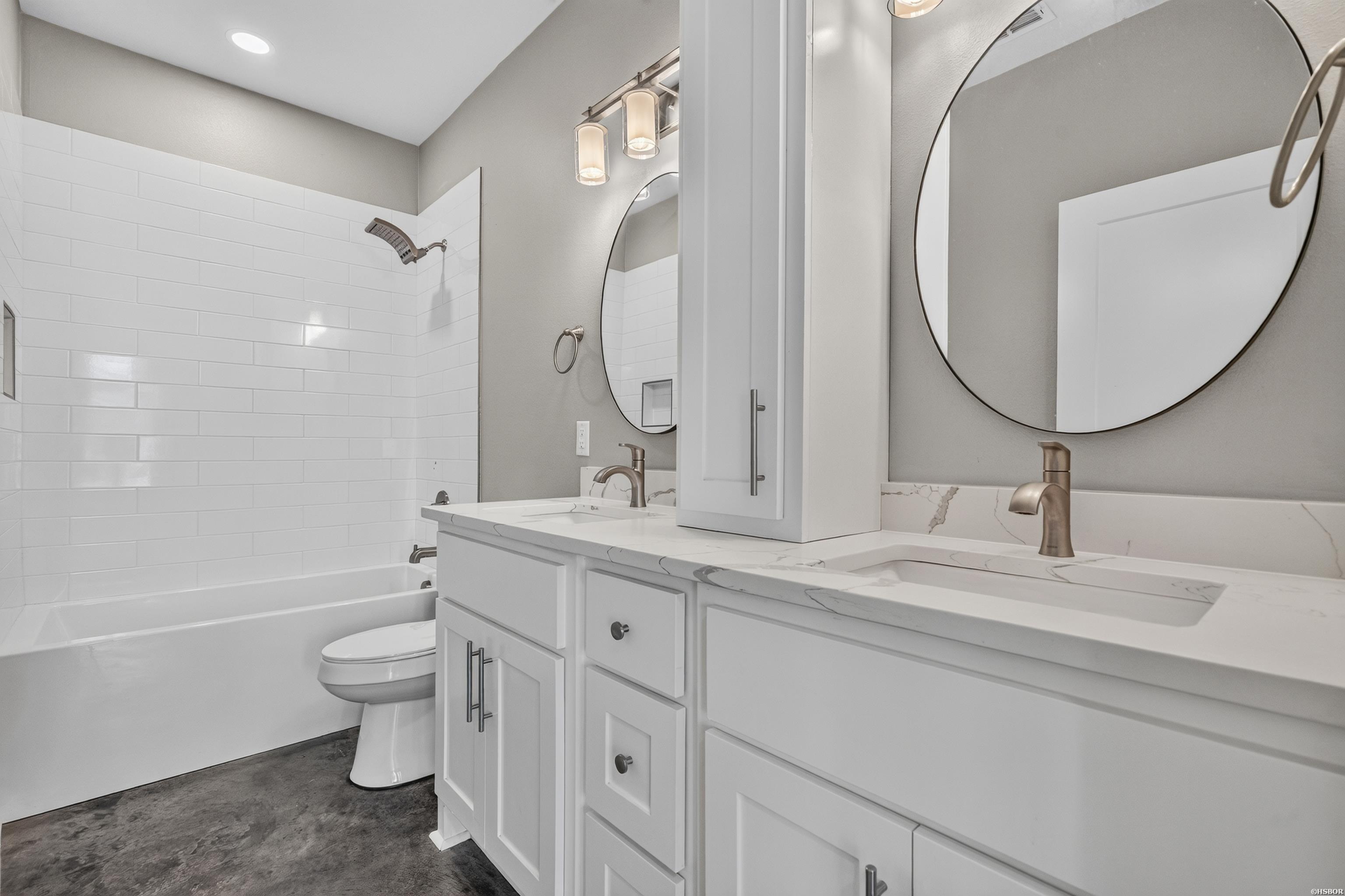 150 Villa Pointe Property Photo 17