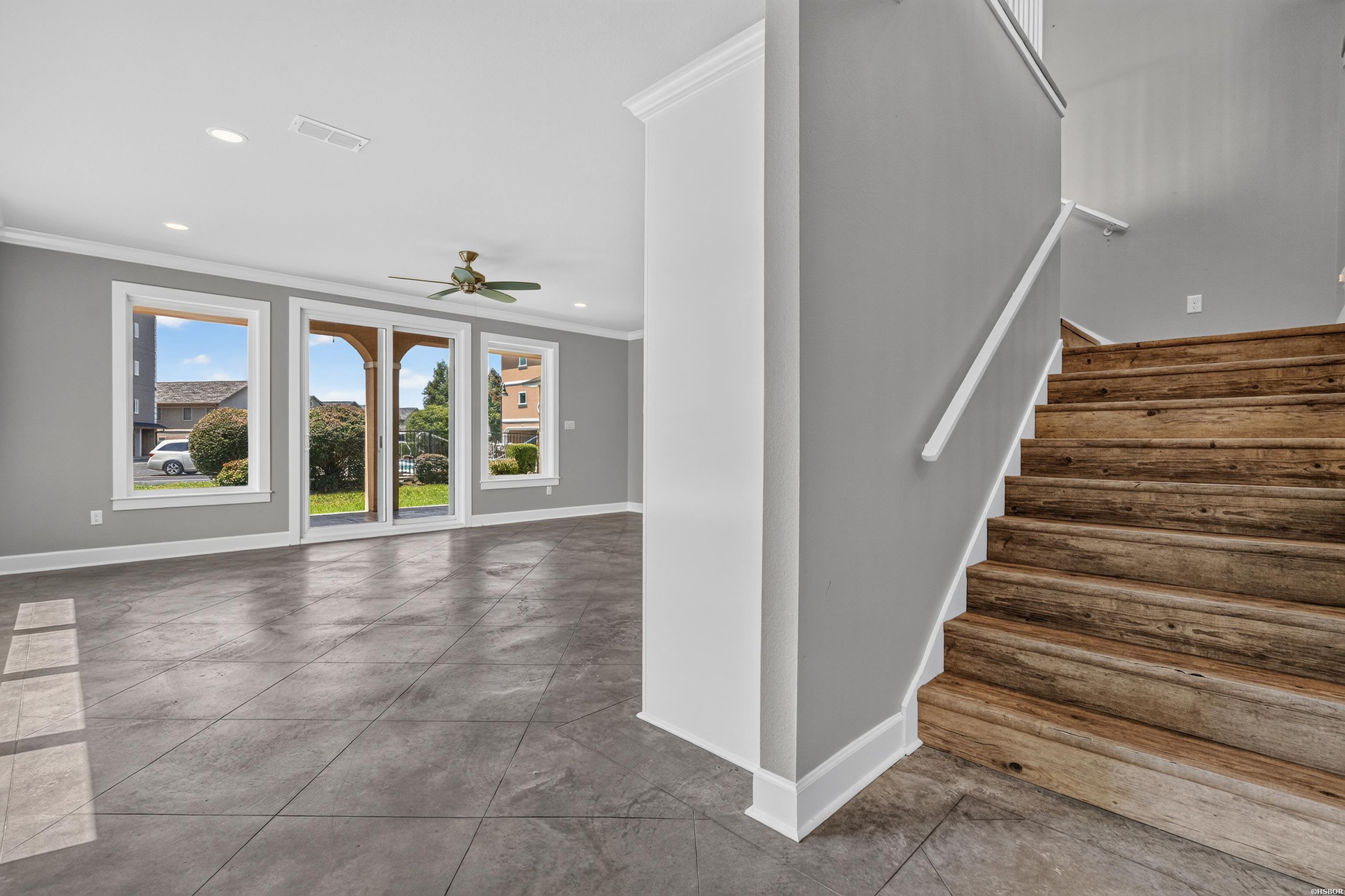 150 Villa Pointe Property Photo 18