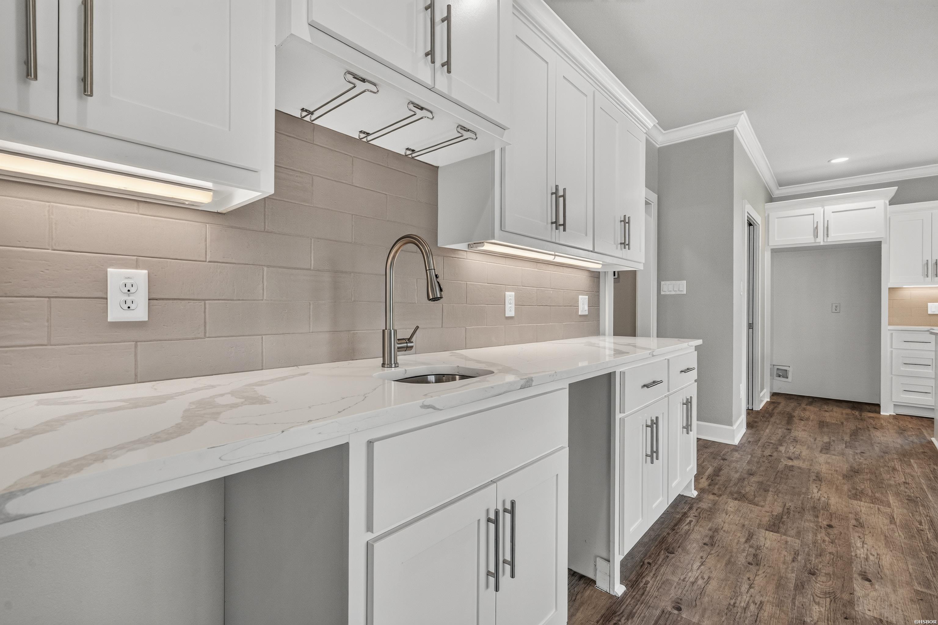 150 Villa Pointe Property Photo 20