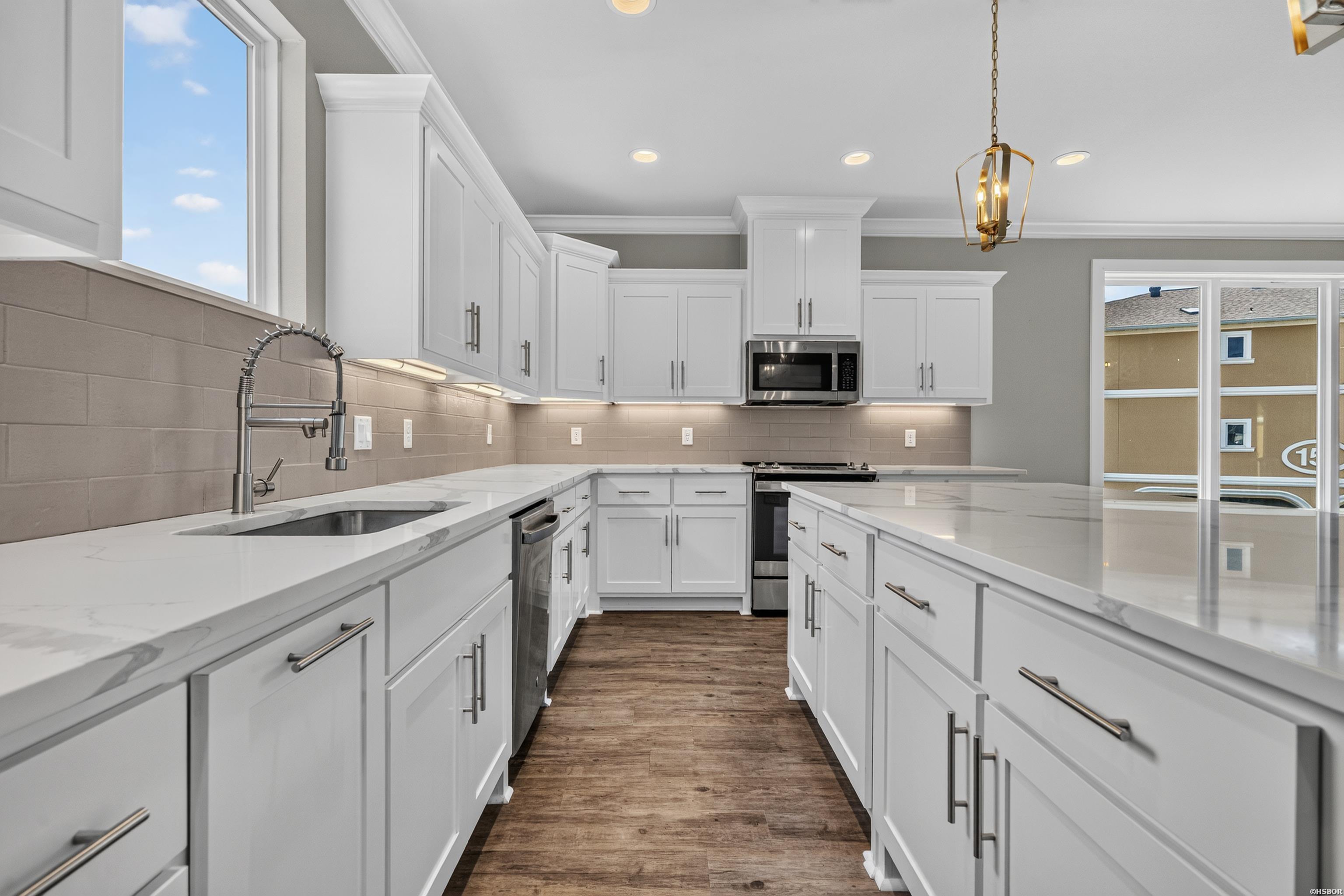 150 Villa Pointe Property Photo 26