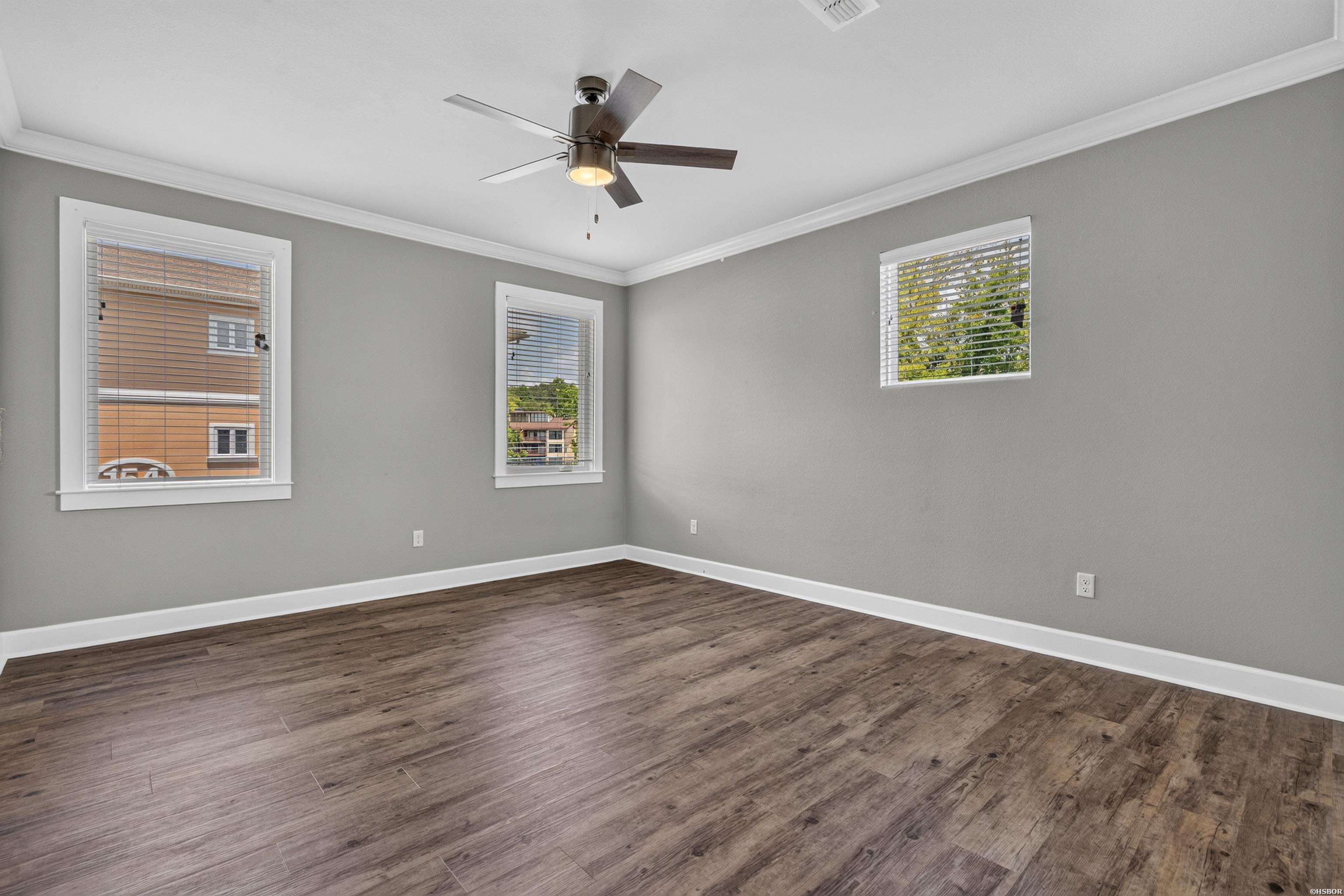 150 Villa Pointe Property Photo 34