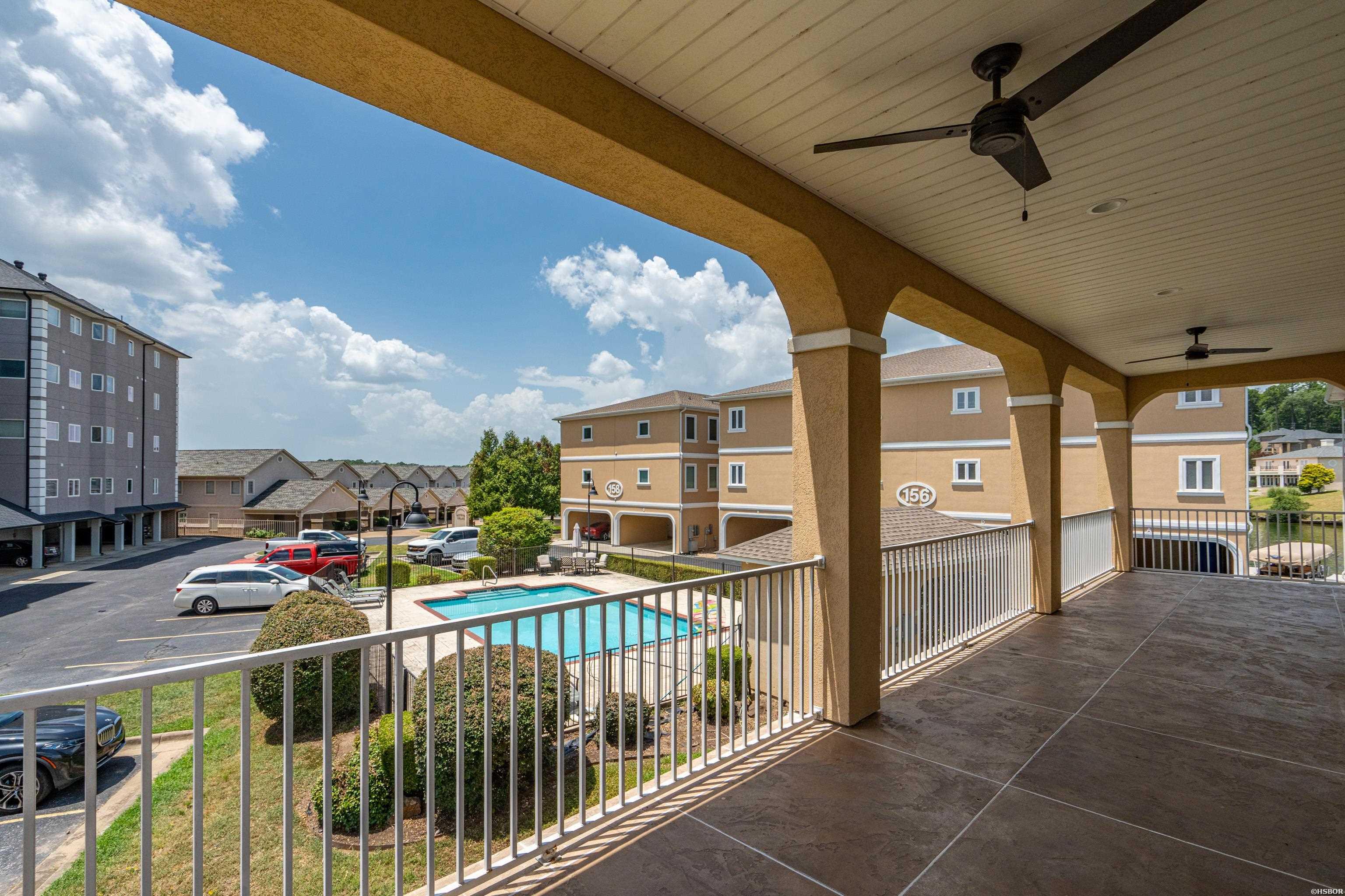 150 Villa Pointe Property Photo 41