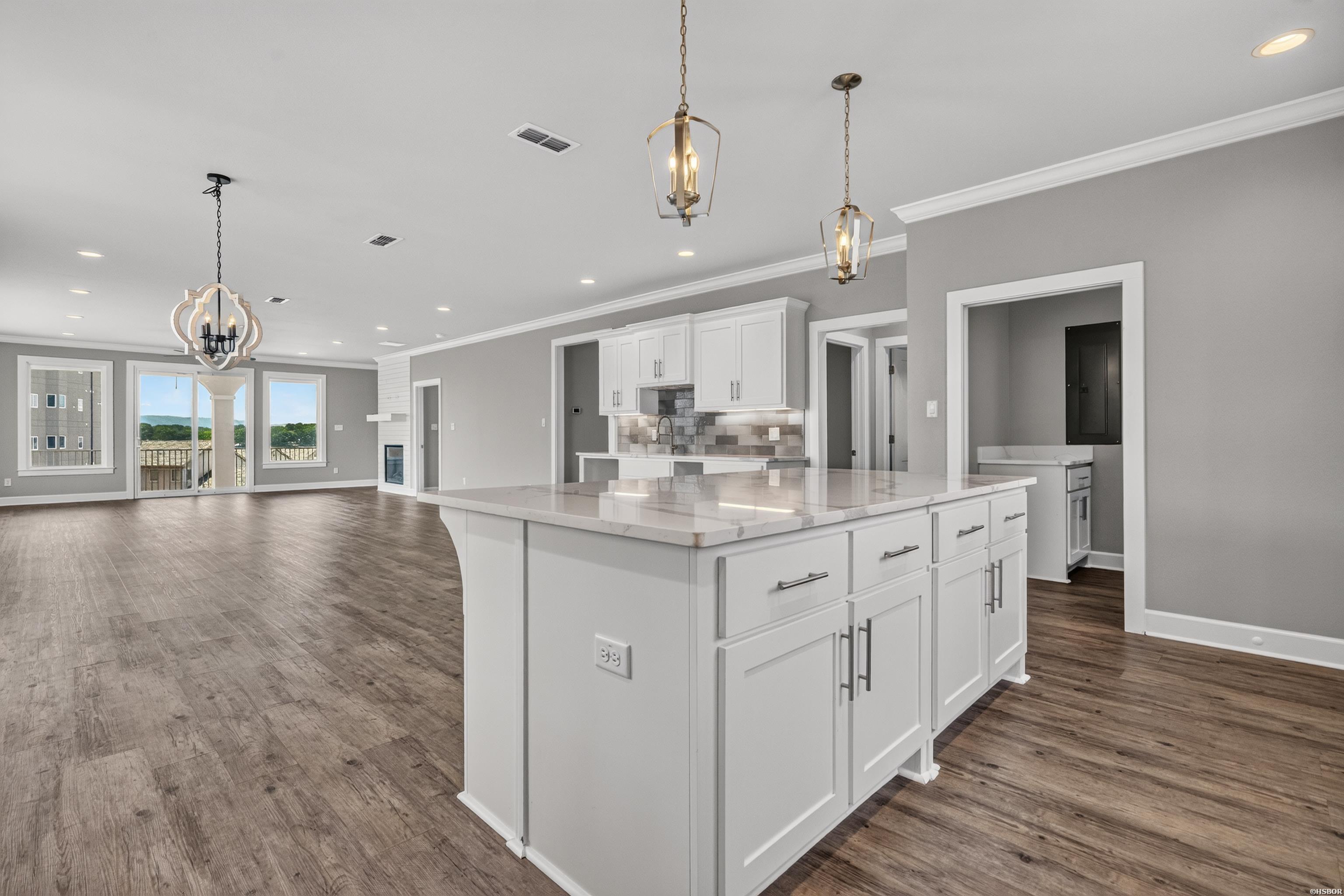 150 Villa Pointe Property Photo 16