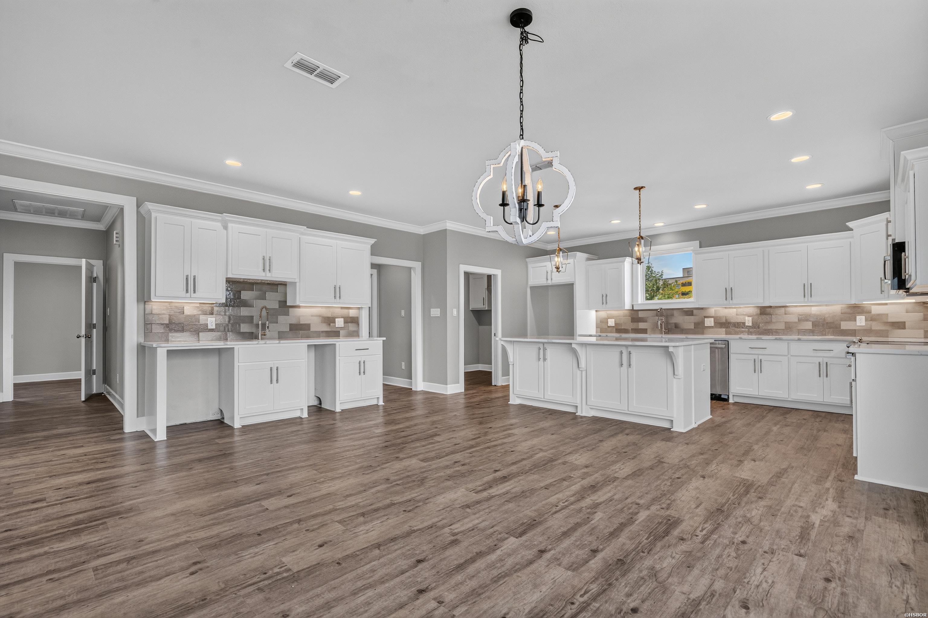 150 Villa Pointe Property Photo 19