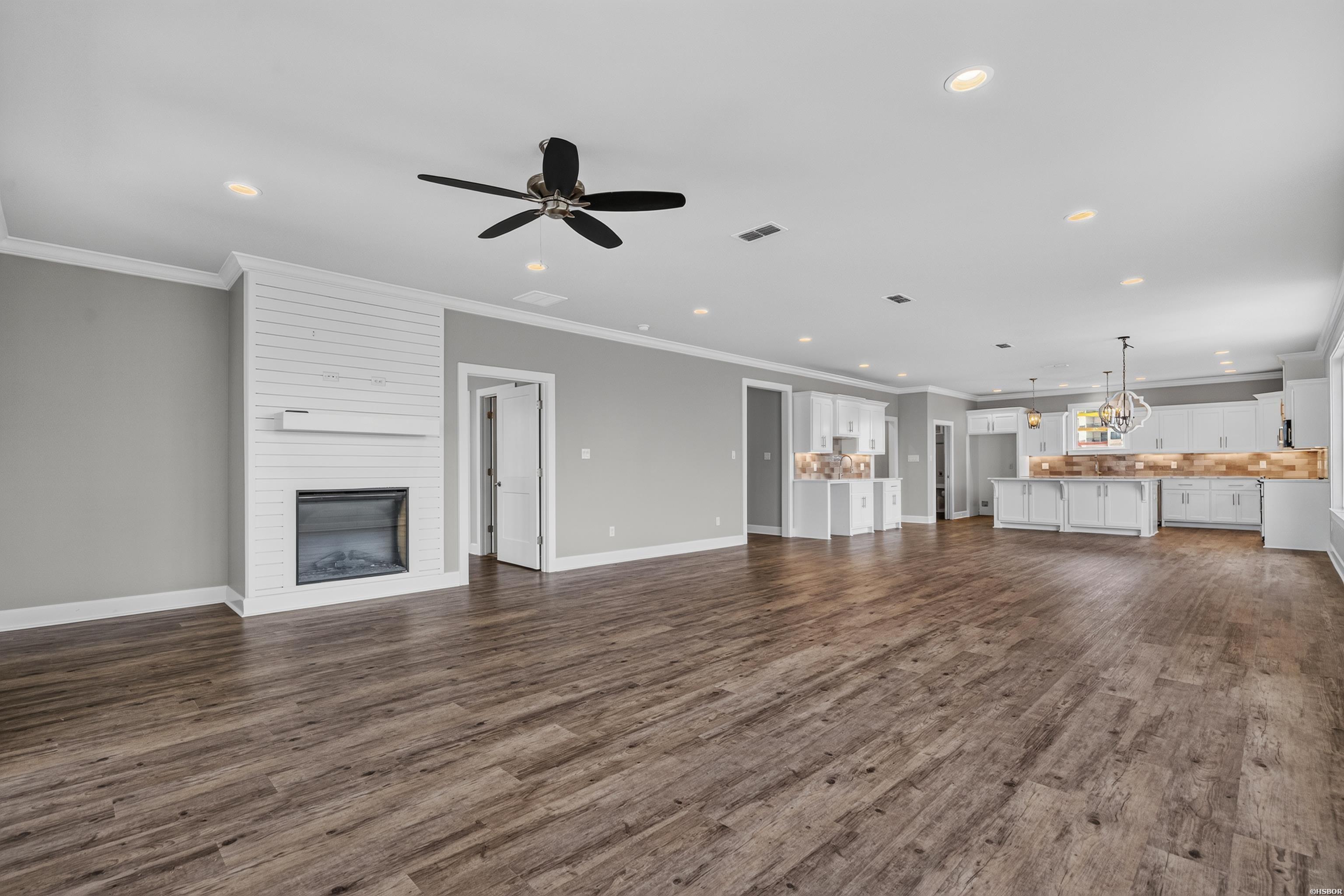 150 Villa Pointe Property Photo 23