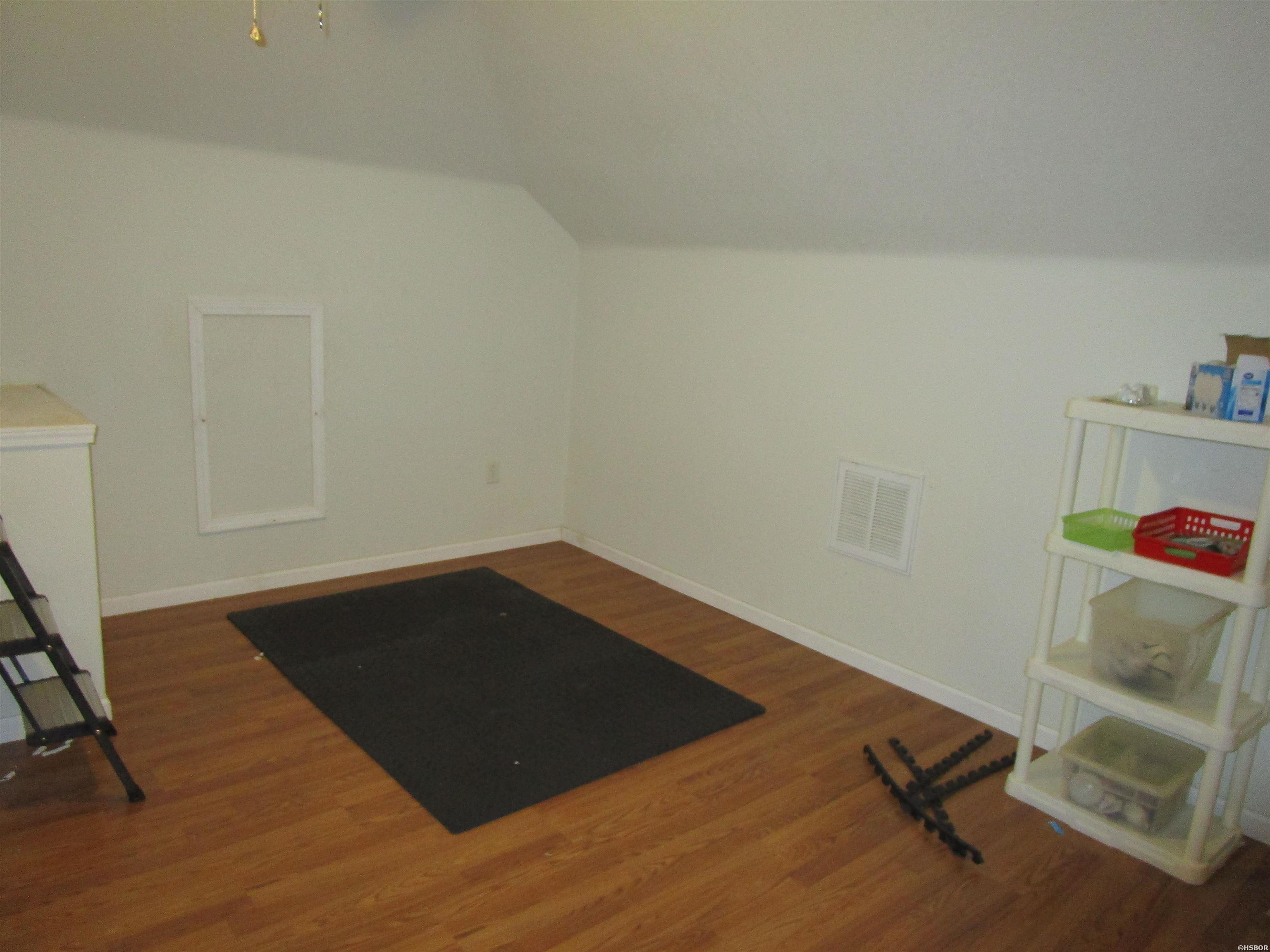 109 Lily Property Photo 22