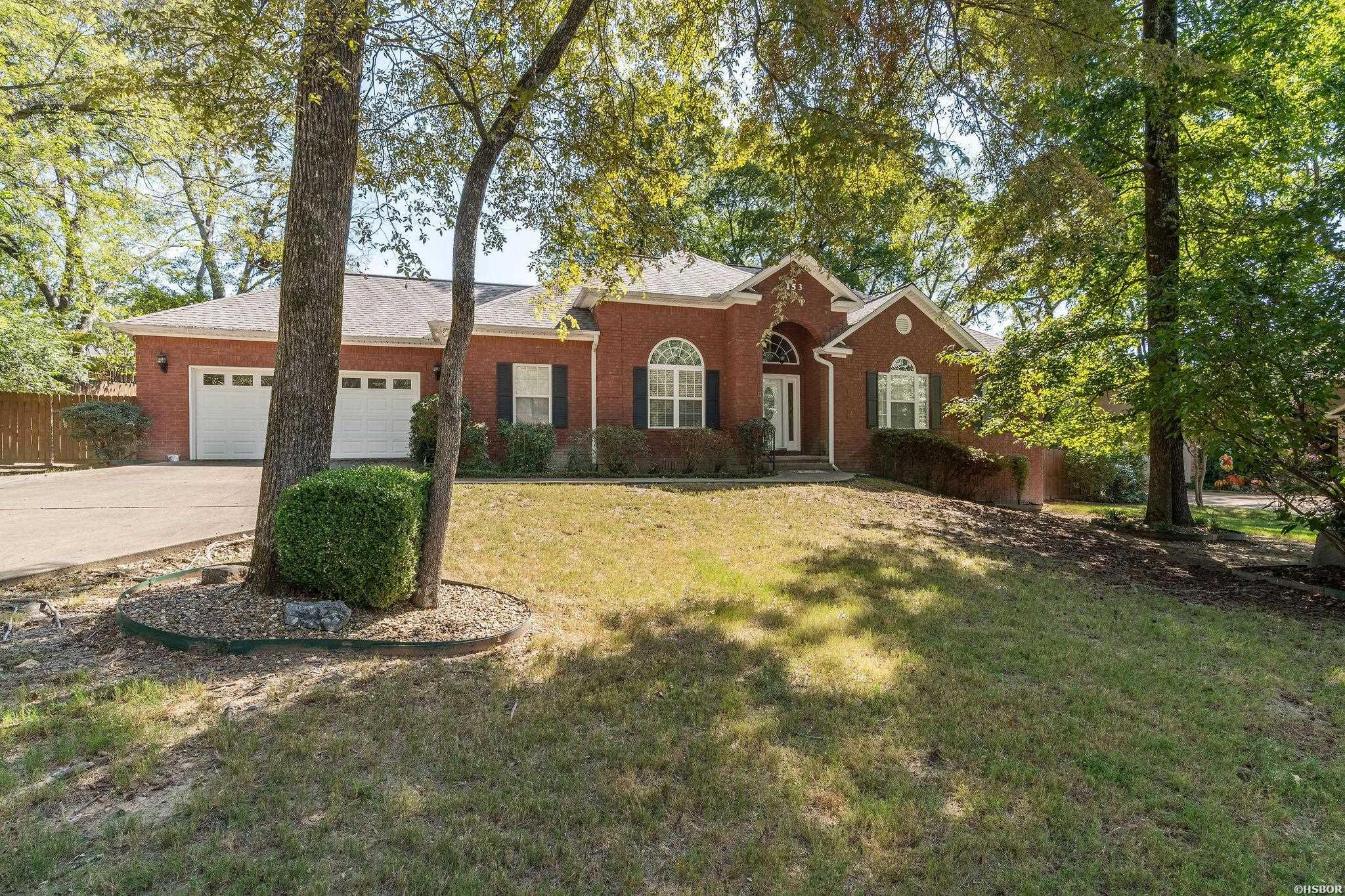 153 Shady Woods Court Property Photo 2