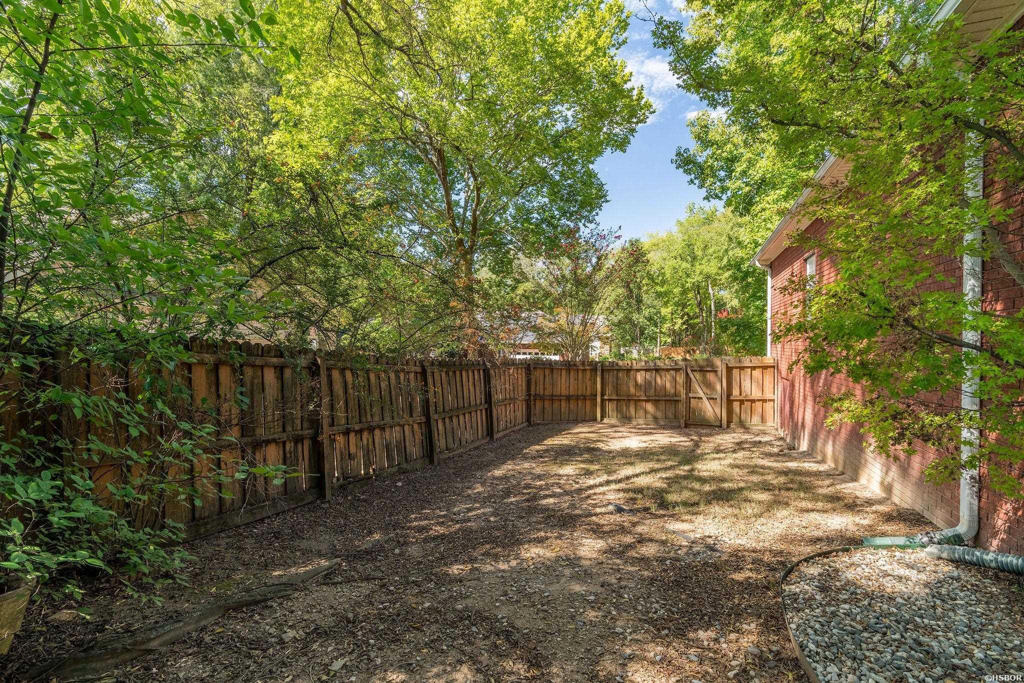 153 Shady Woods Court Property Photo 35