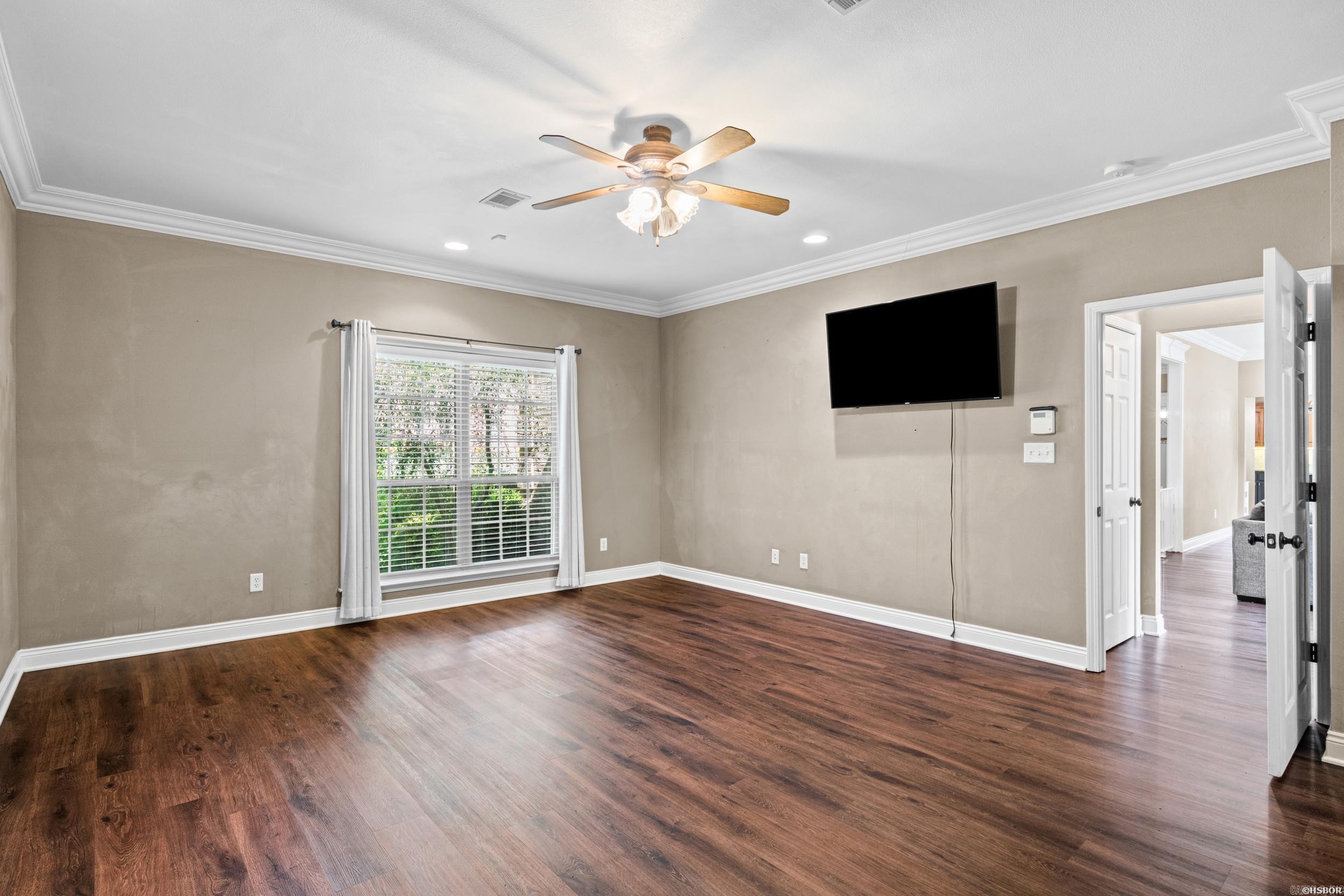 5014 Congressional Drive Property Photo 17