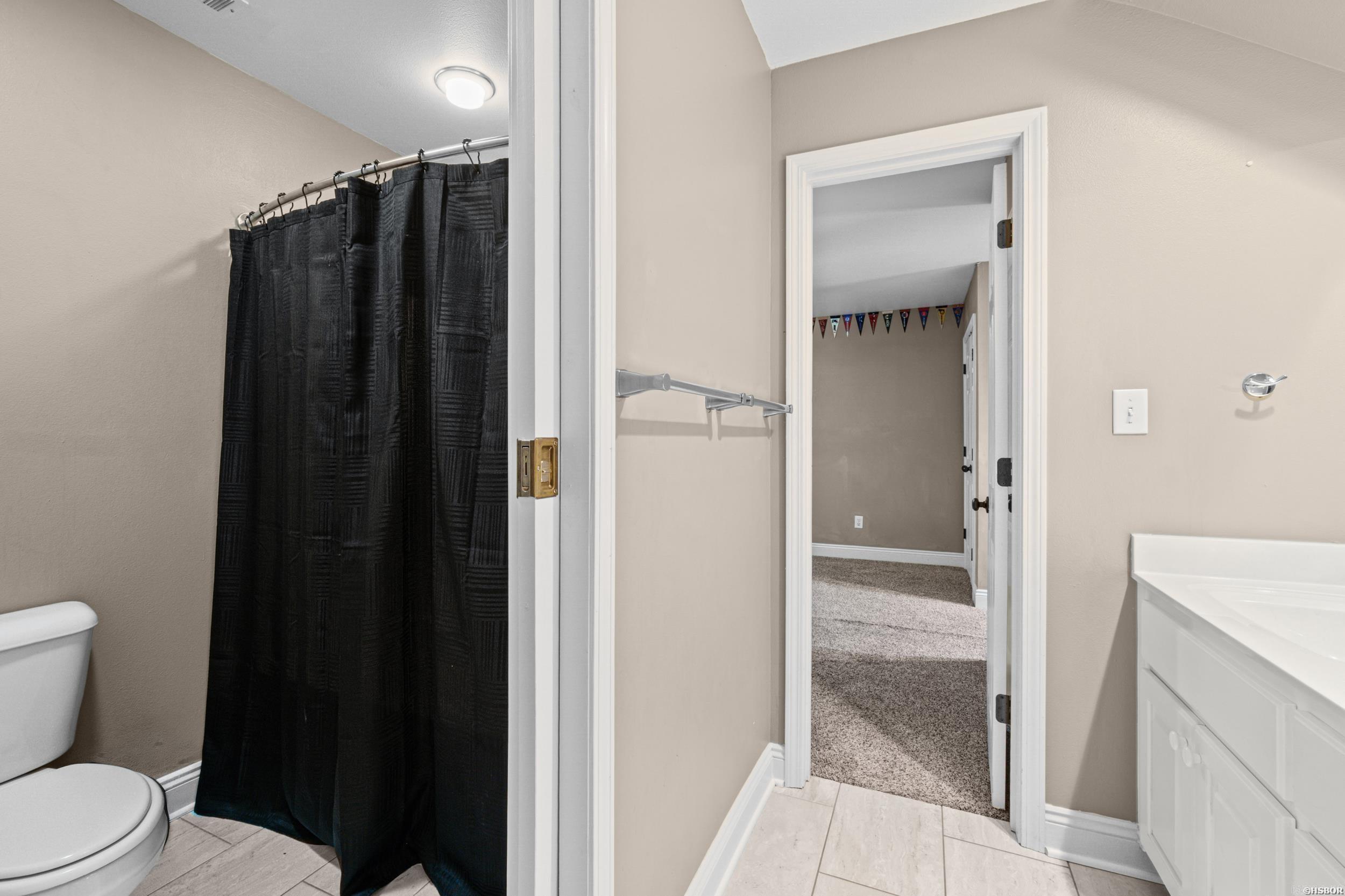 5014 Congressional Drive Property Photo 32