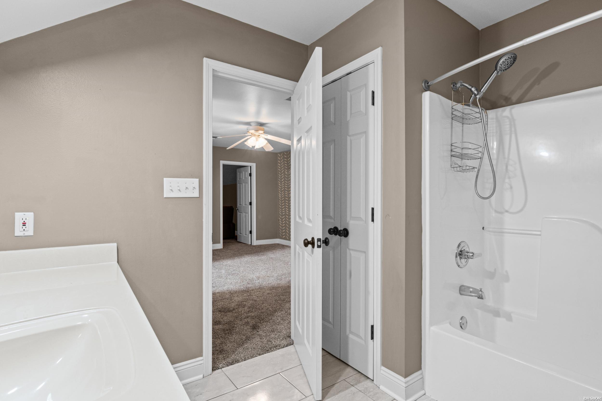 5014 Congressional Drive Property Photo 41