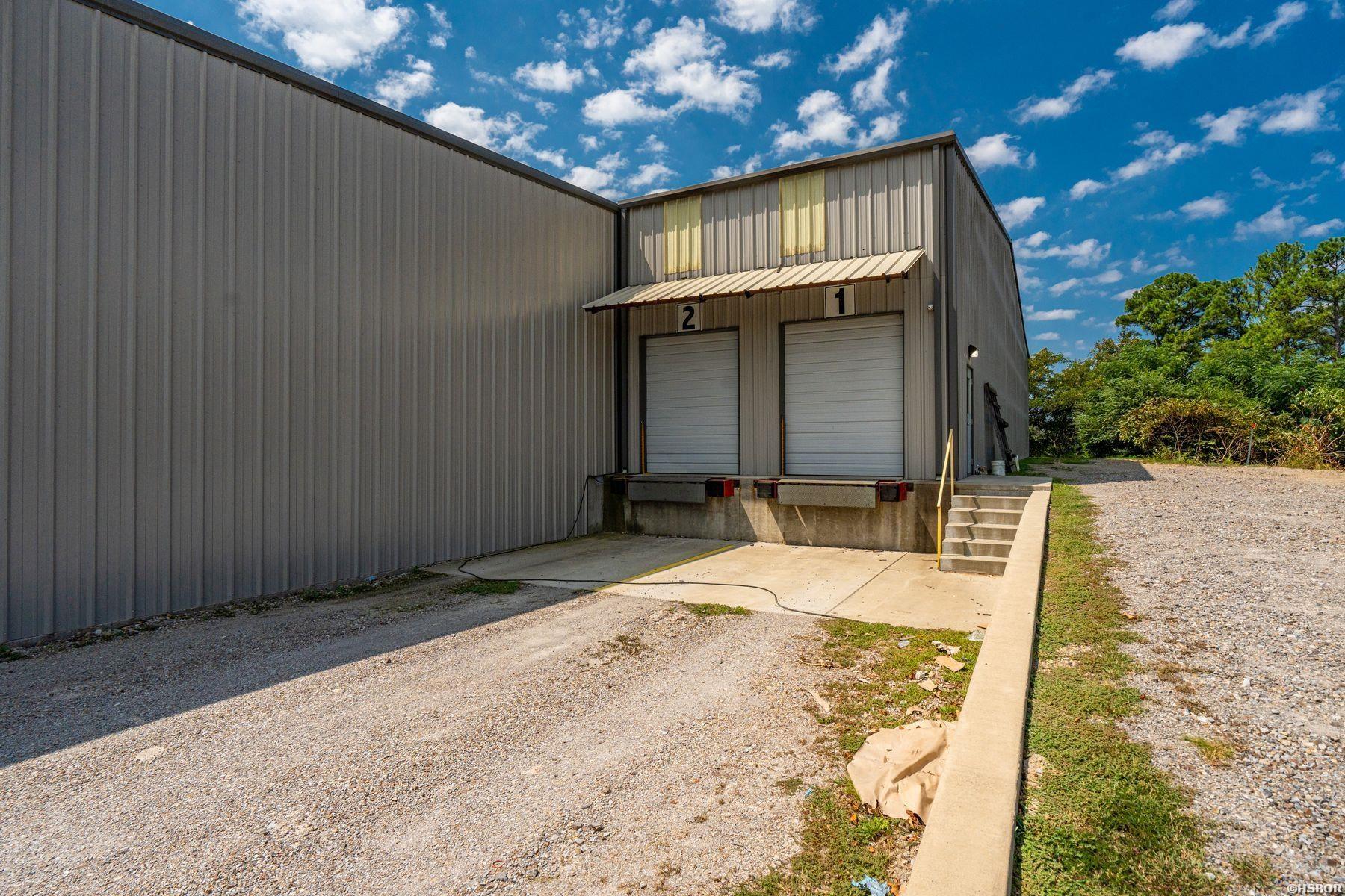 736 Mid America Boulevard Property Photo 14