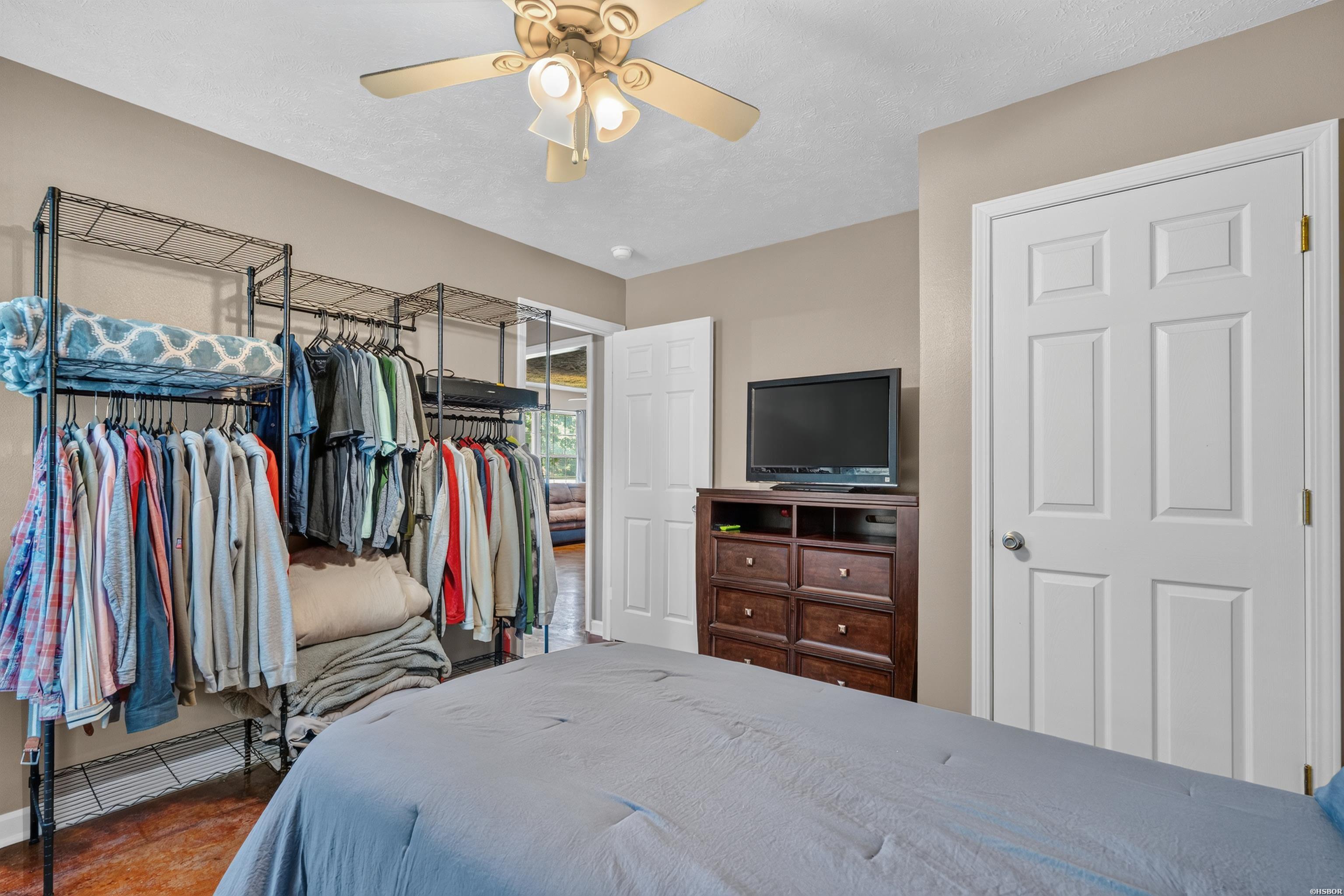 126 Southview Circle Property Photo 28