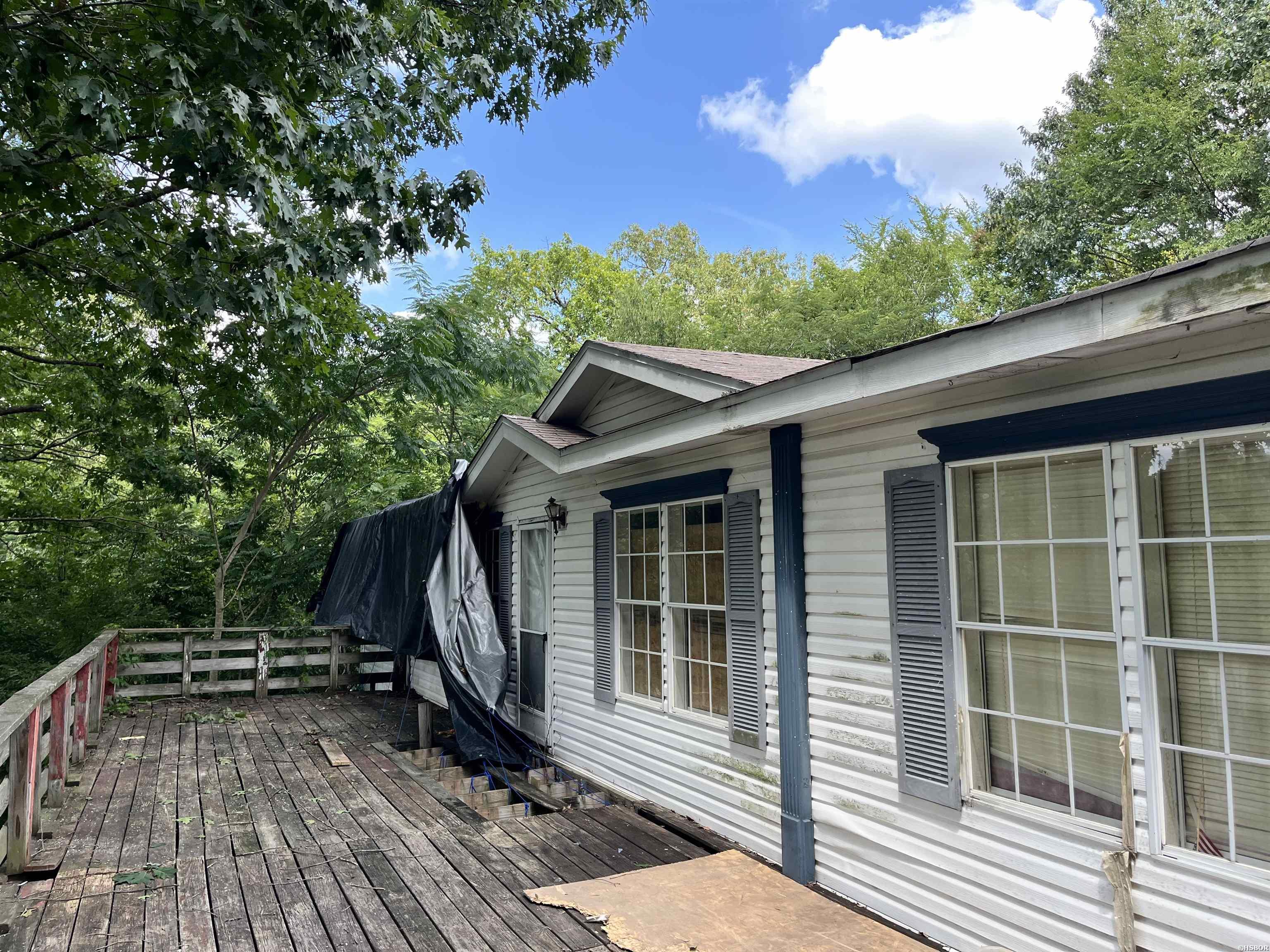 294 Ledgerock Property Photo 6