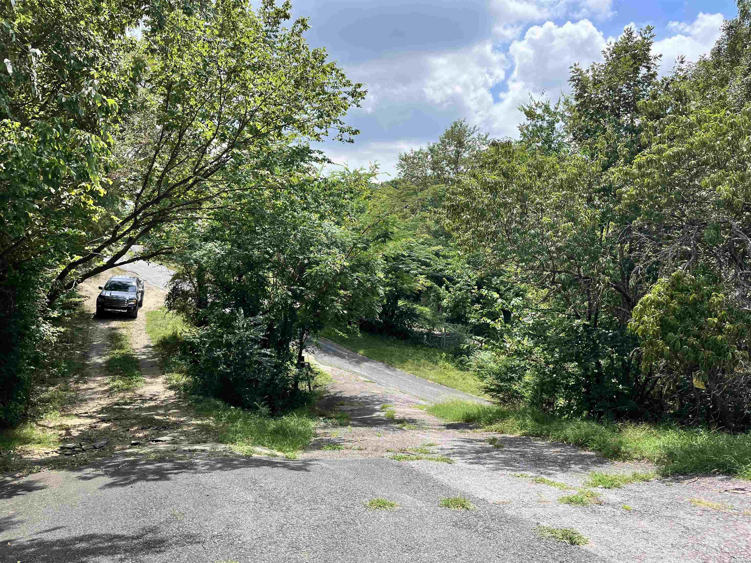 294 Ledgerock Property Photo 14