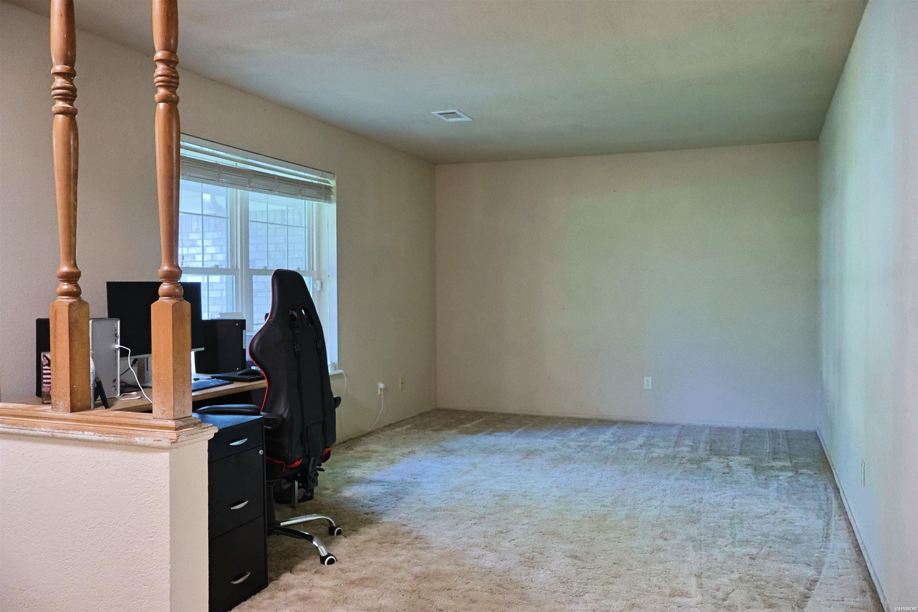104 Westcliff Terrace Property Photo 3