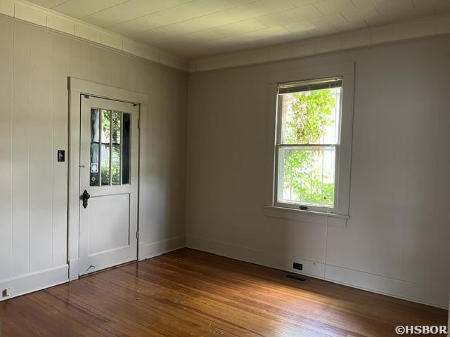 229 Woodbine Property Photo 16