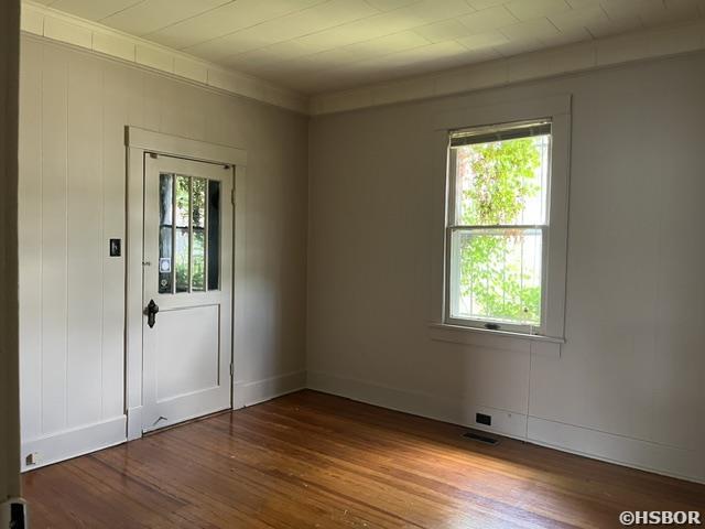 229 Woodbine Property Photo 17