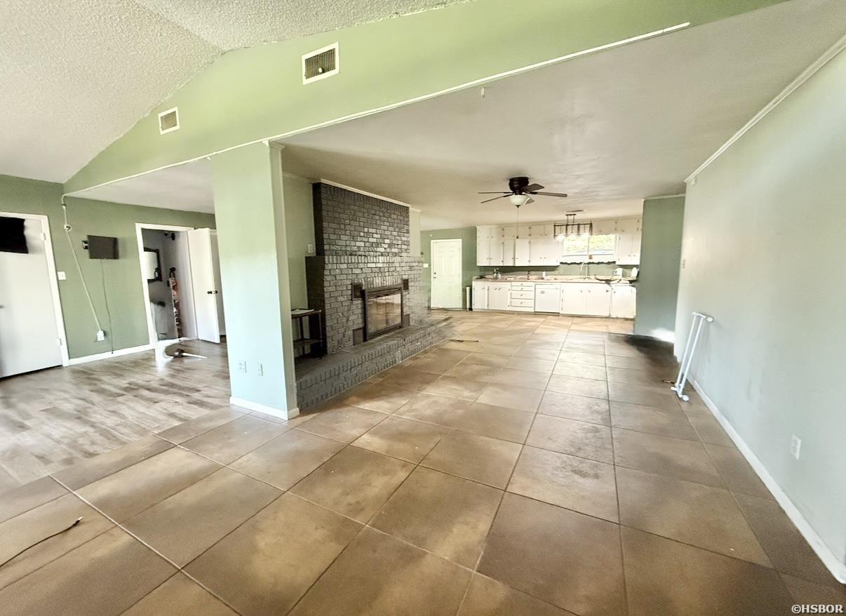 209 Phadral Point Property Photo 8