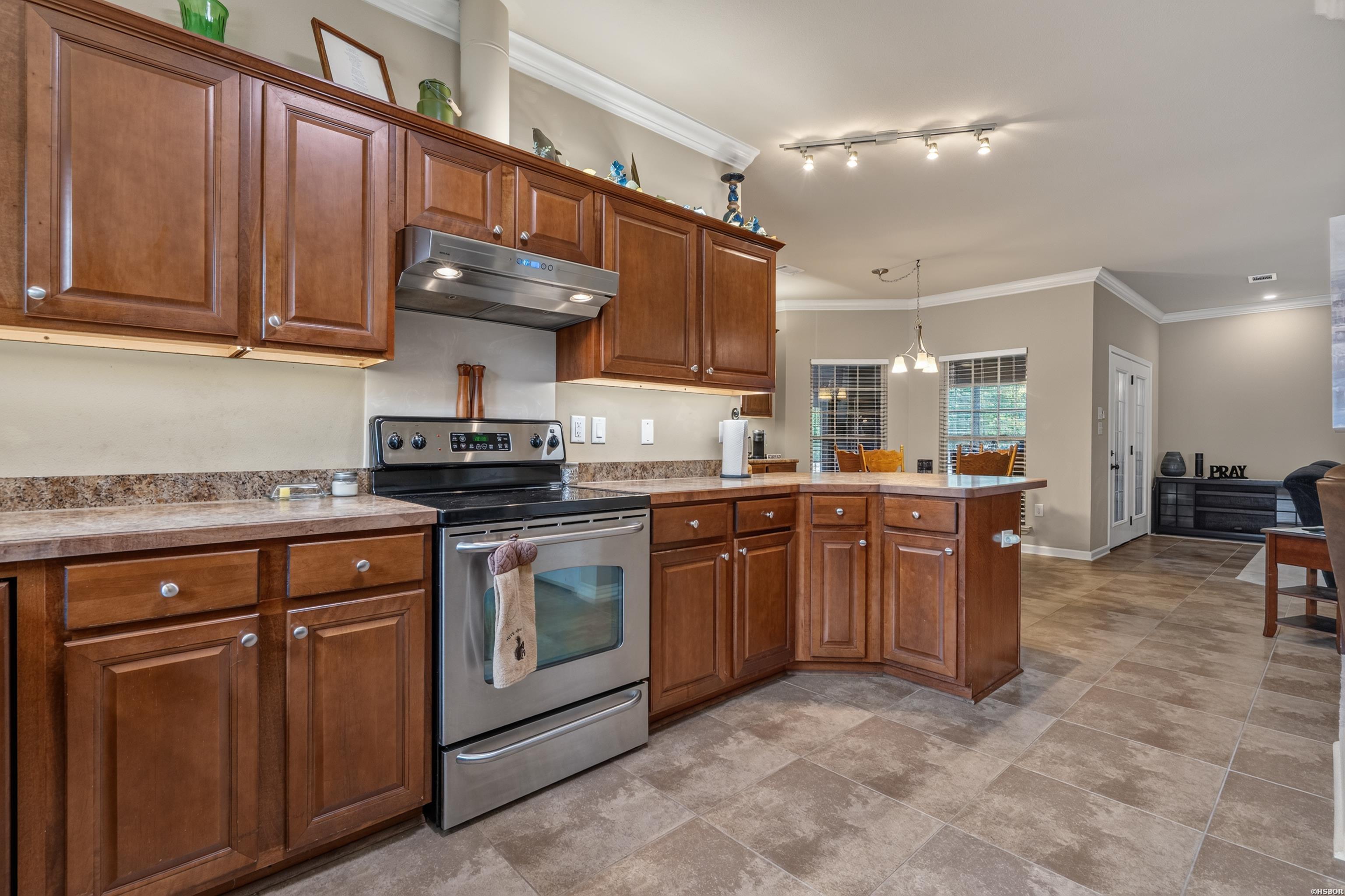166 Mapleleaf Circle Property Photo 16