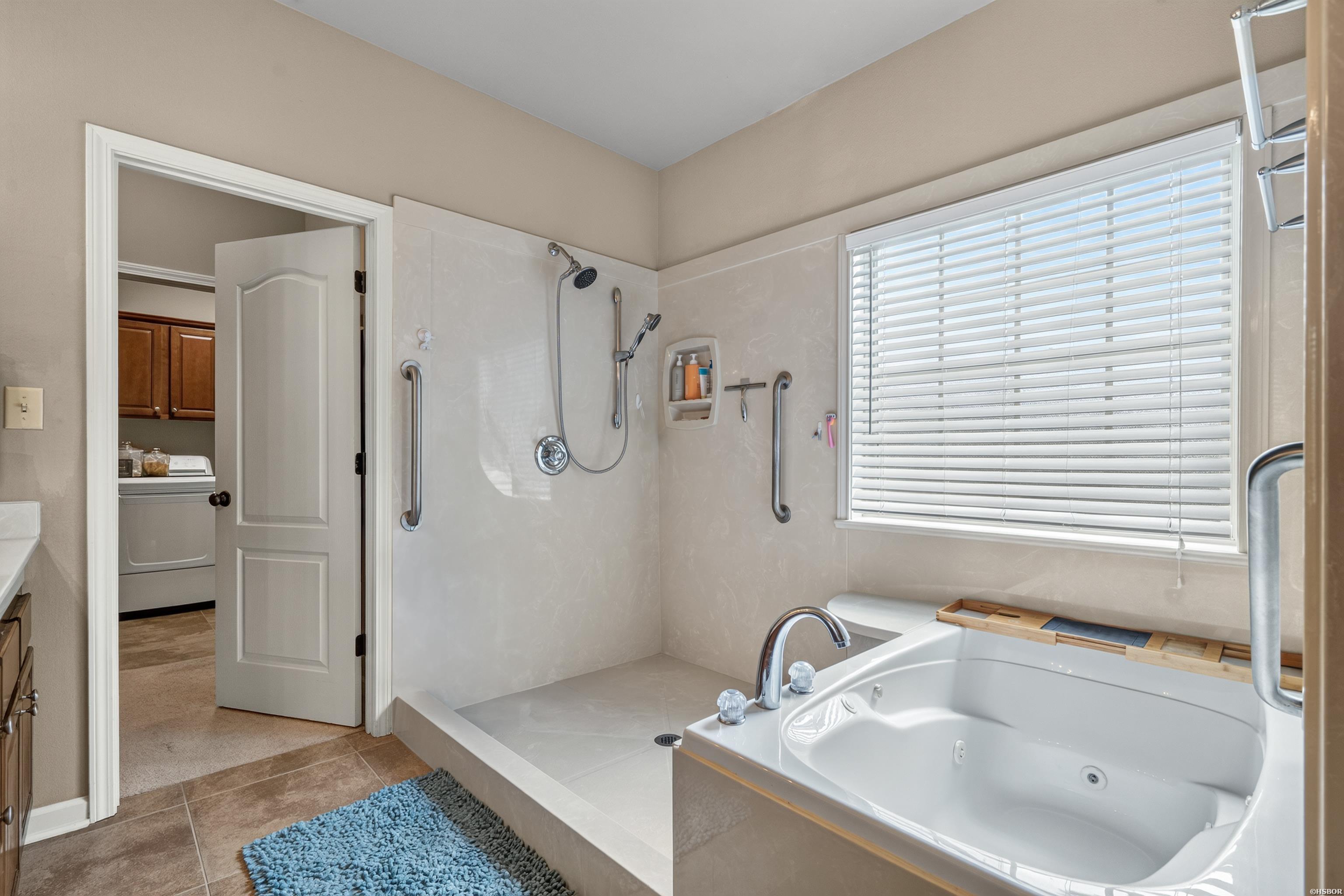 166 Mapleleaf Circle Property Photo 32