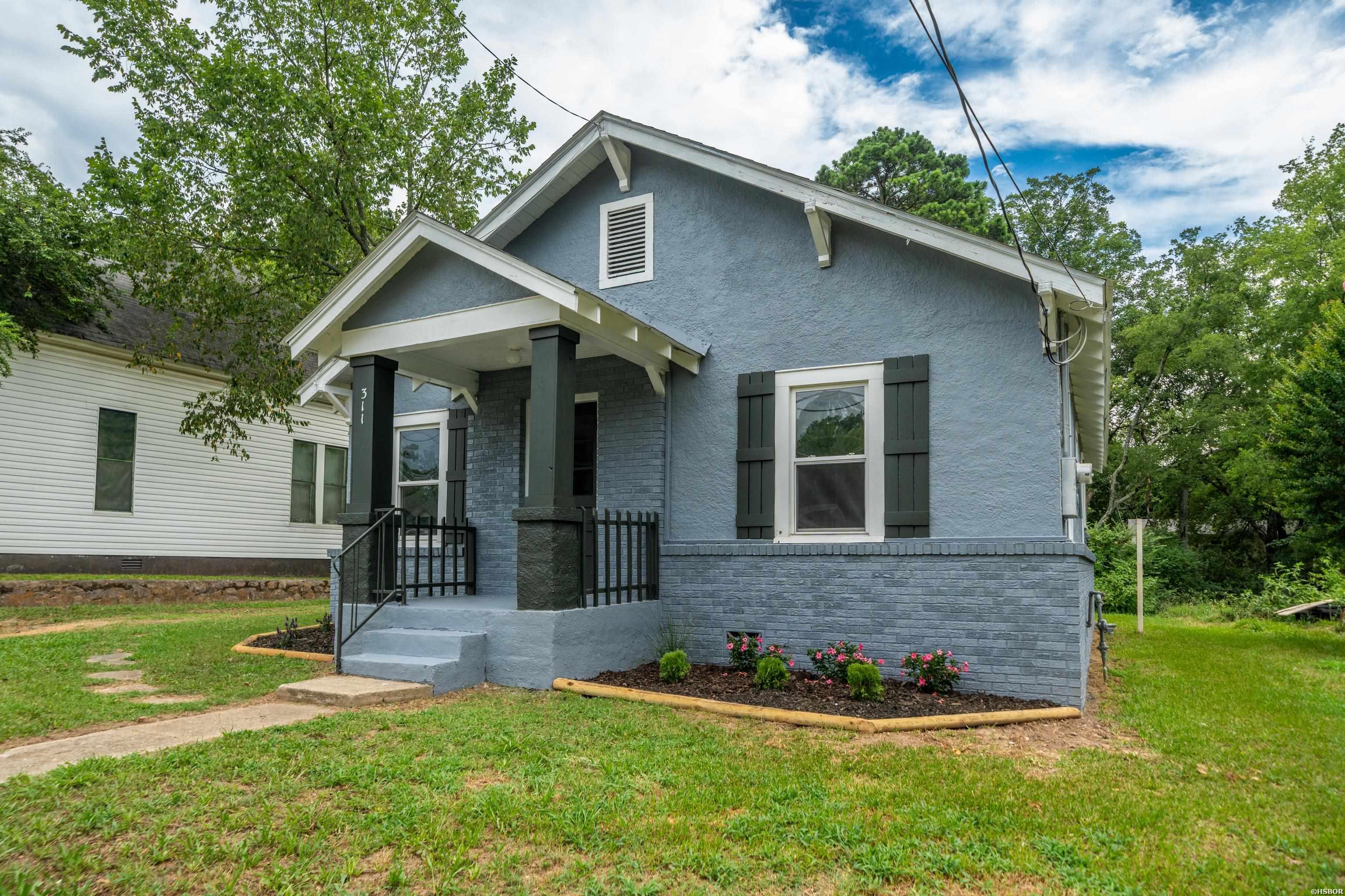 311 Henderson Street Property Photo 4