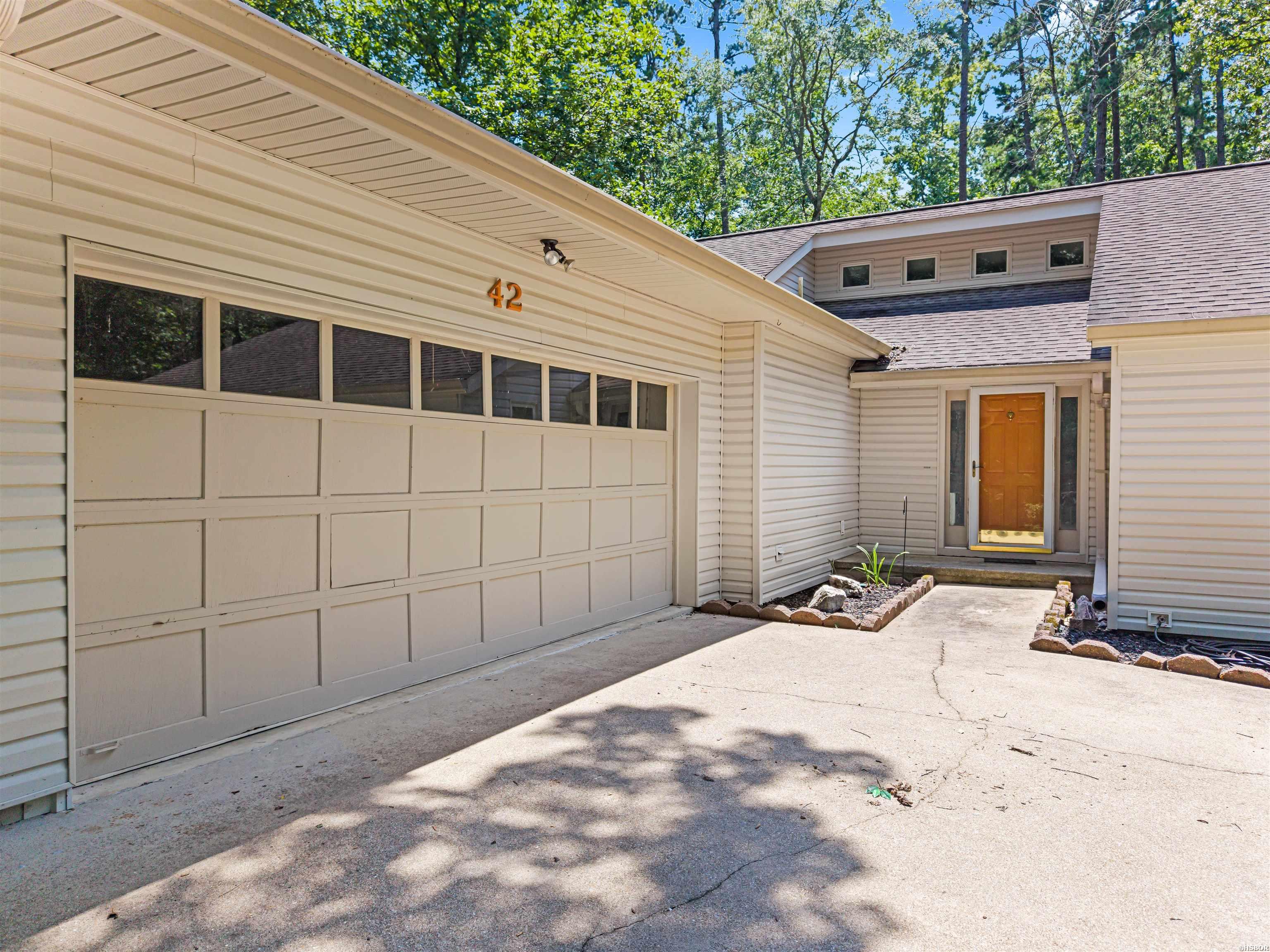 42 Lerida Circle Property Photo 2