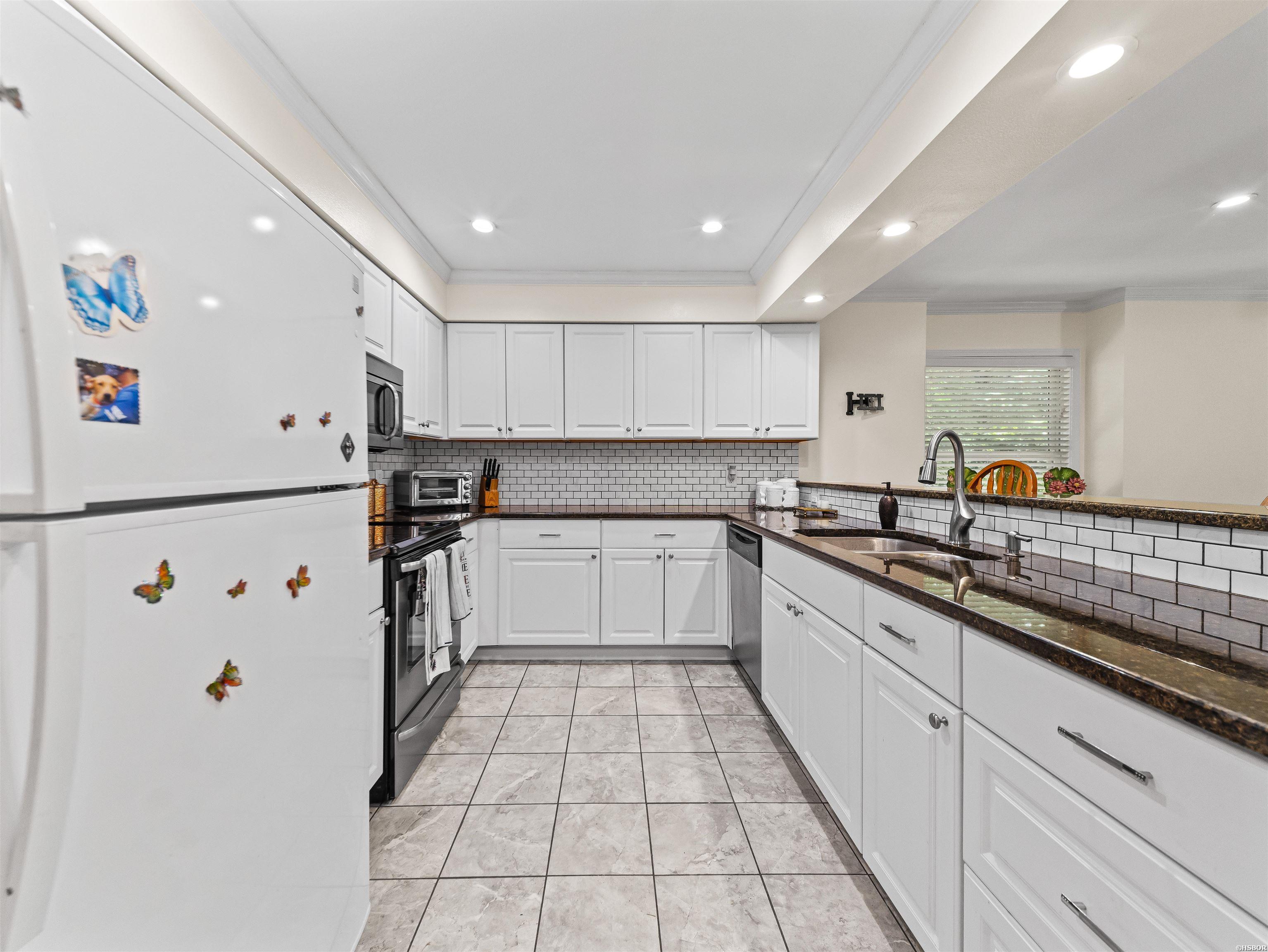 42 Lerida Circle Property Photo 17