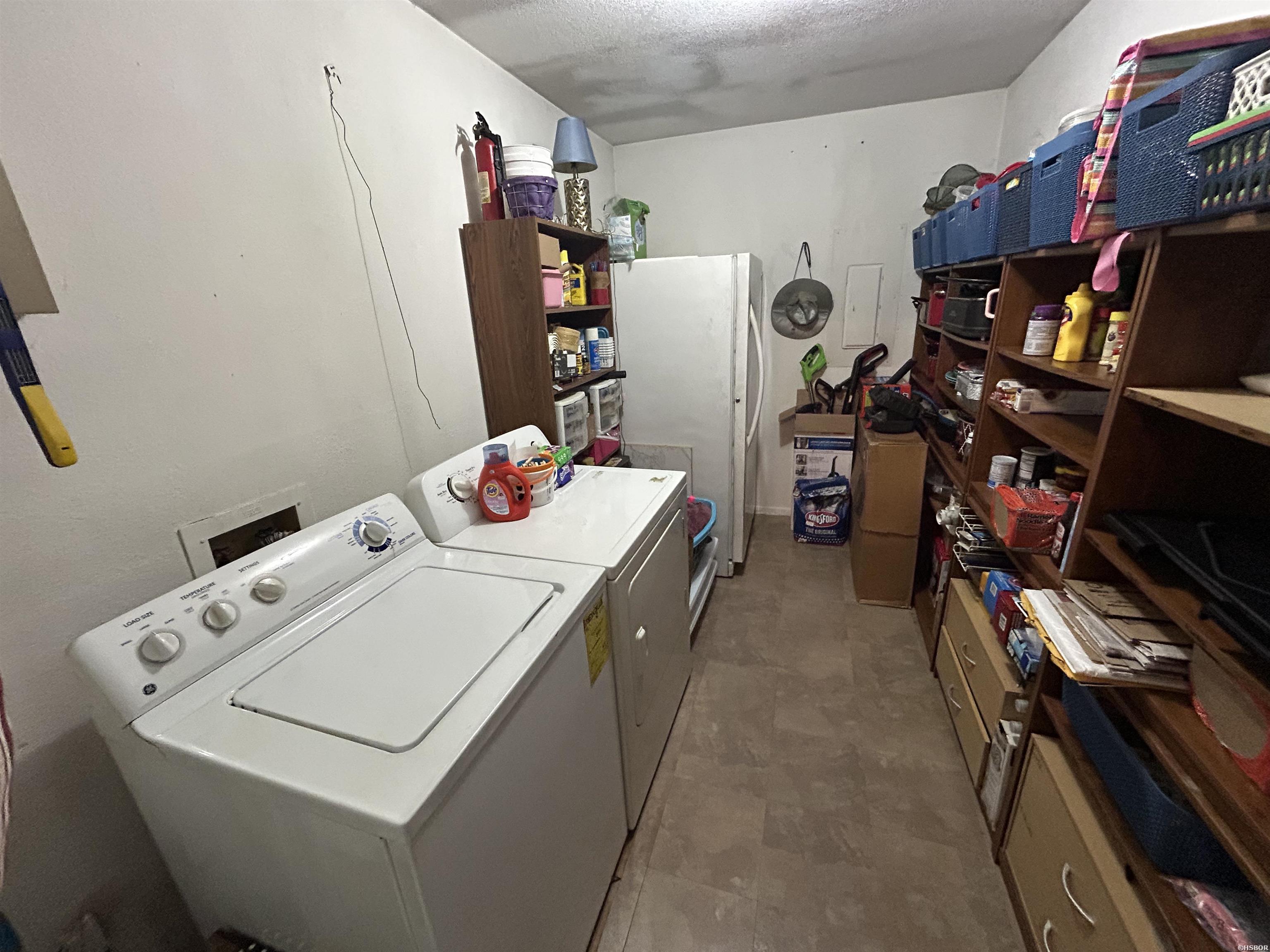6 Hills Court Property Photo 9