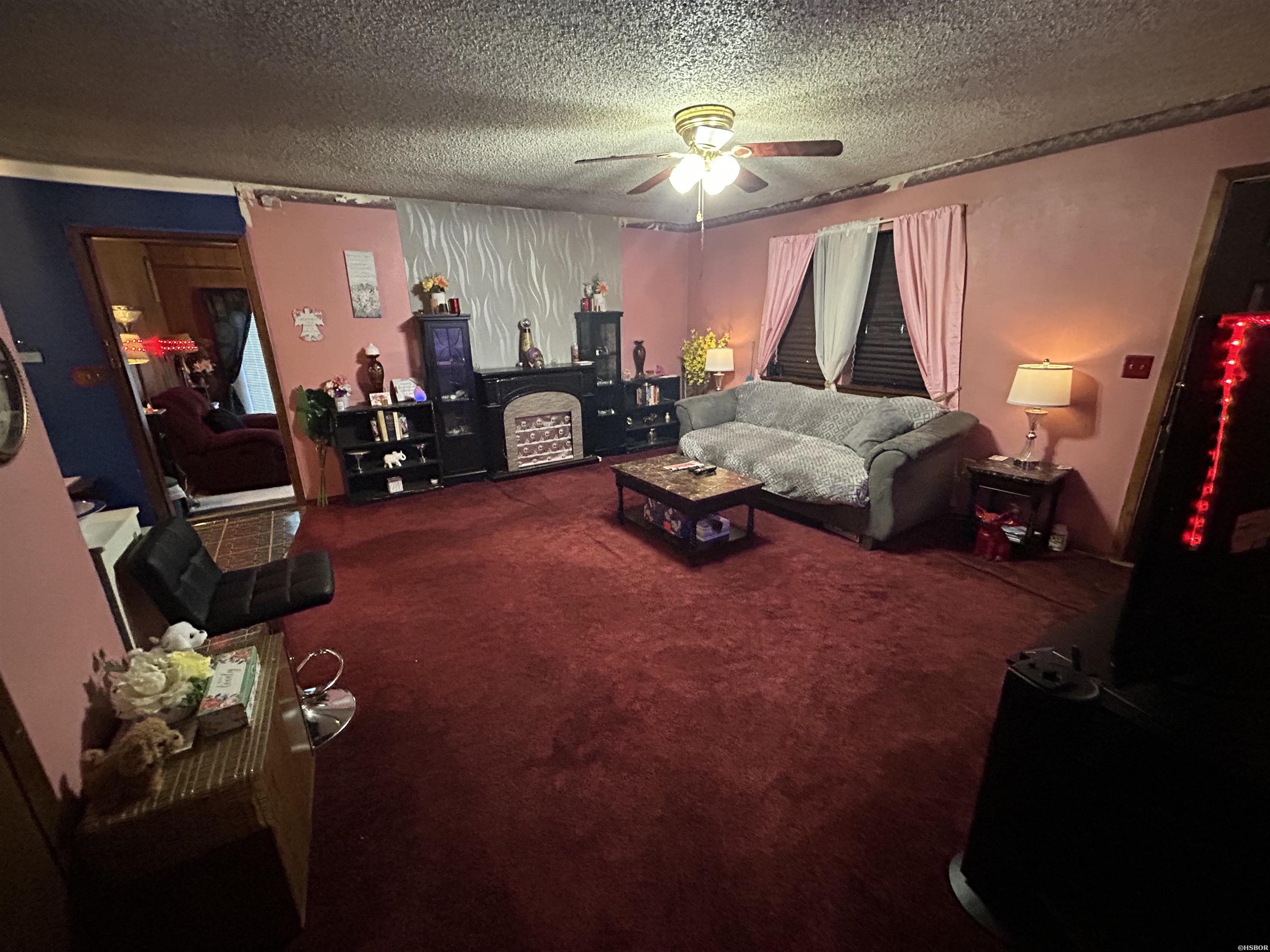 6 Hills Court Property Photo 14