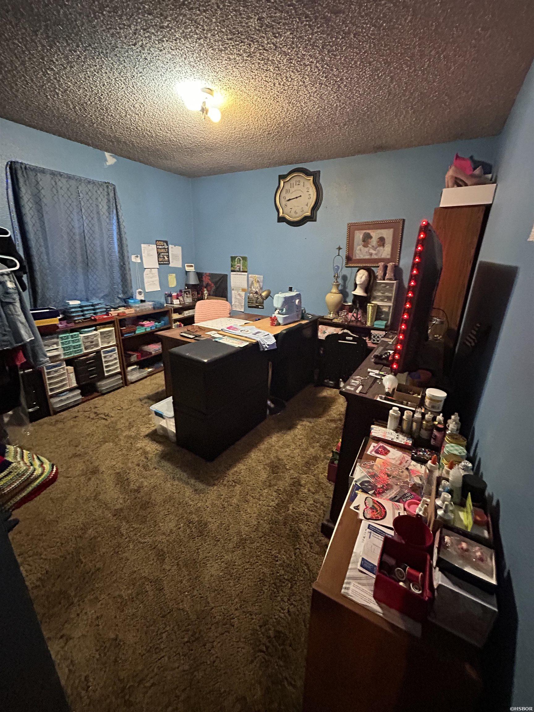6 Hills Court Property Photo 22