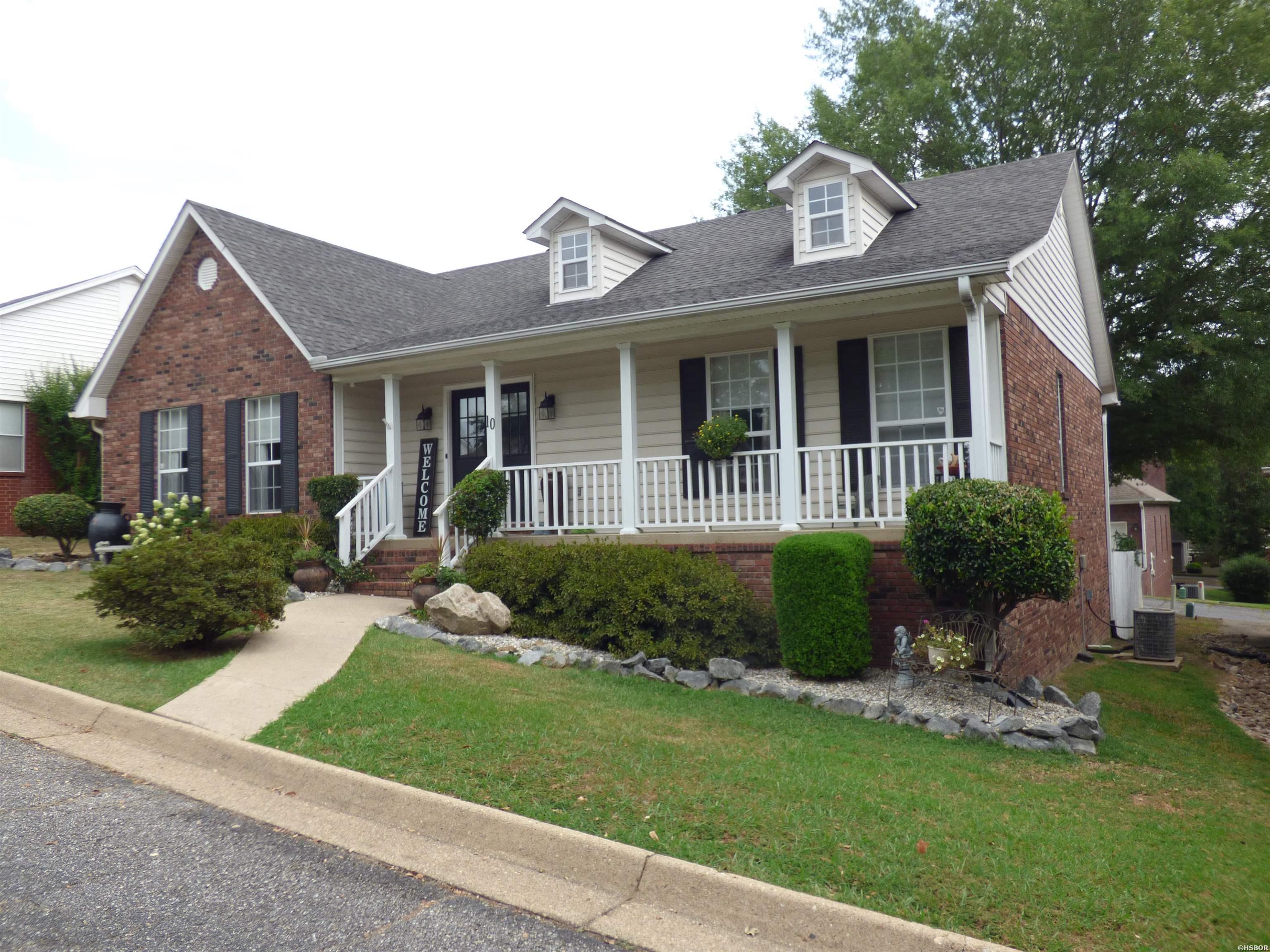 10 Manchester Lane Property Photo 1