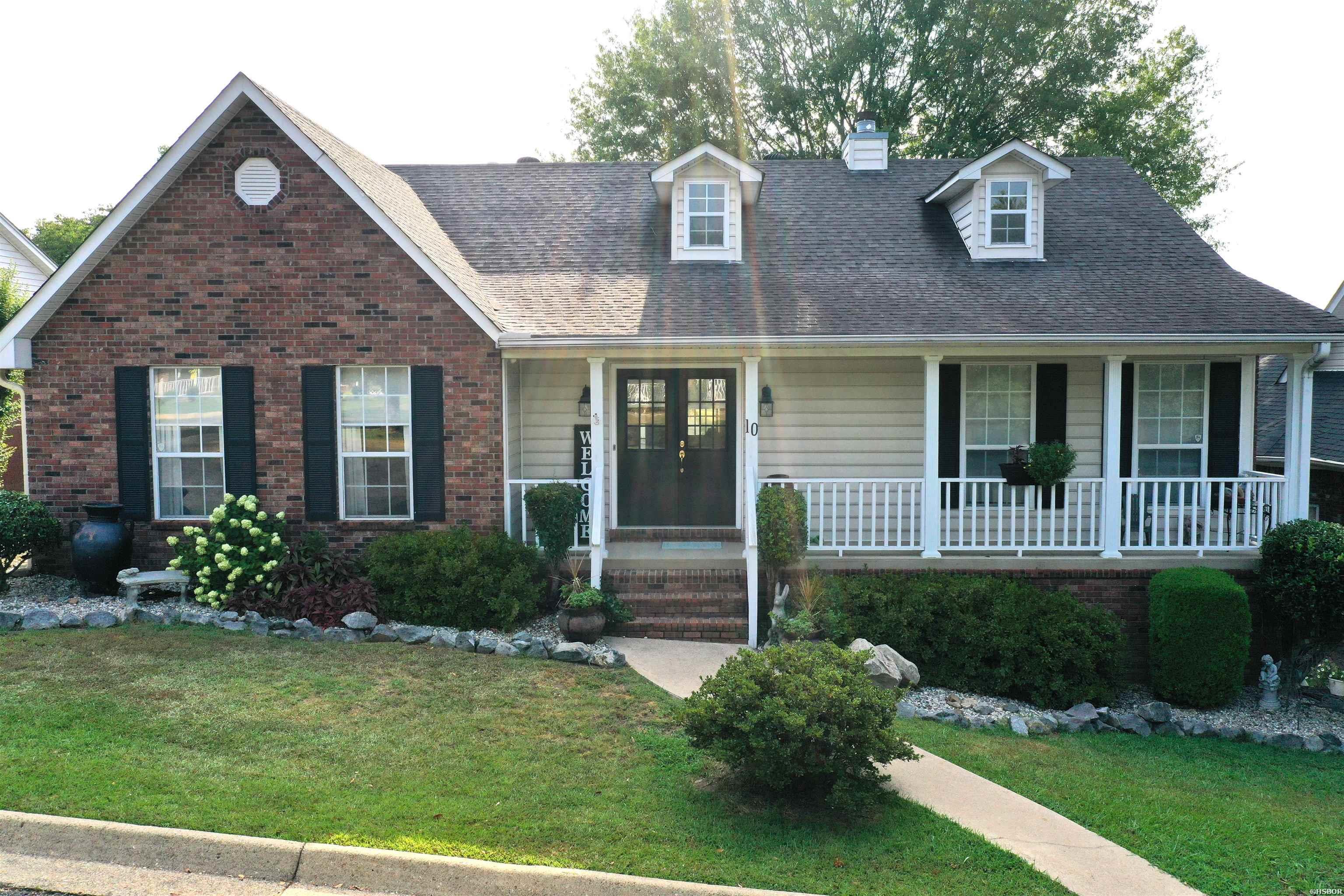 10 Manchester Lane Property Photo 2