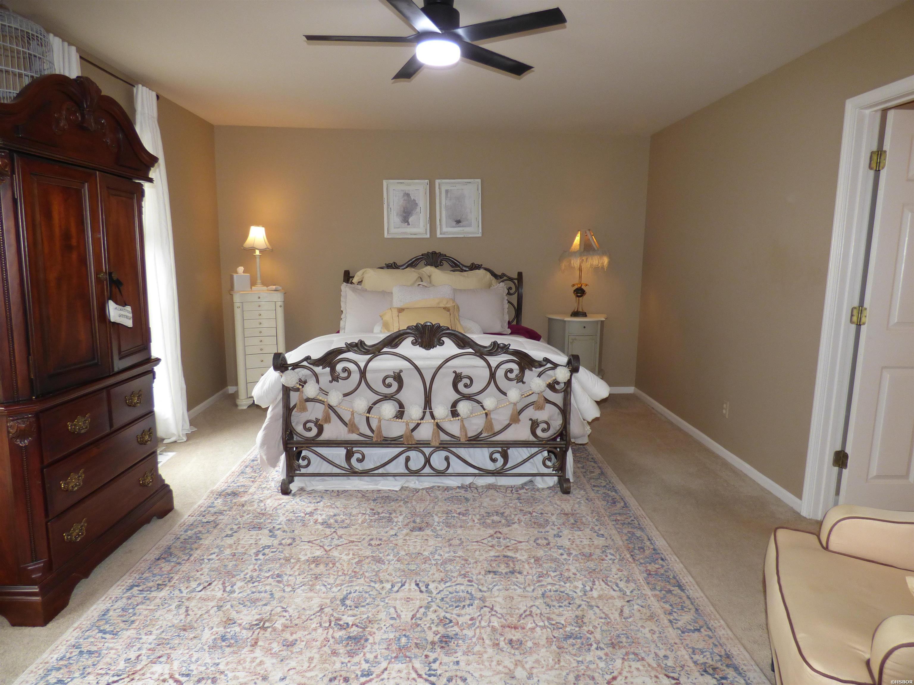 10 Manchester Lane Property Photo 20