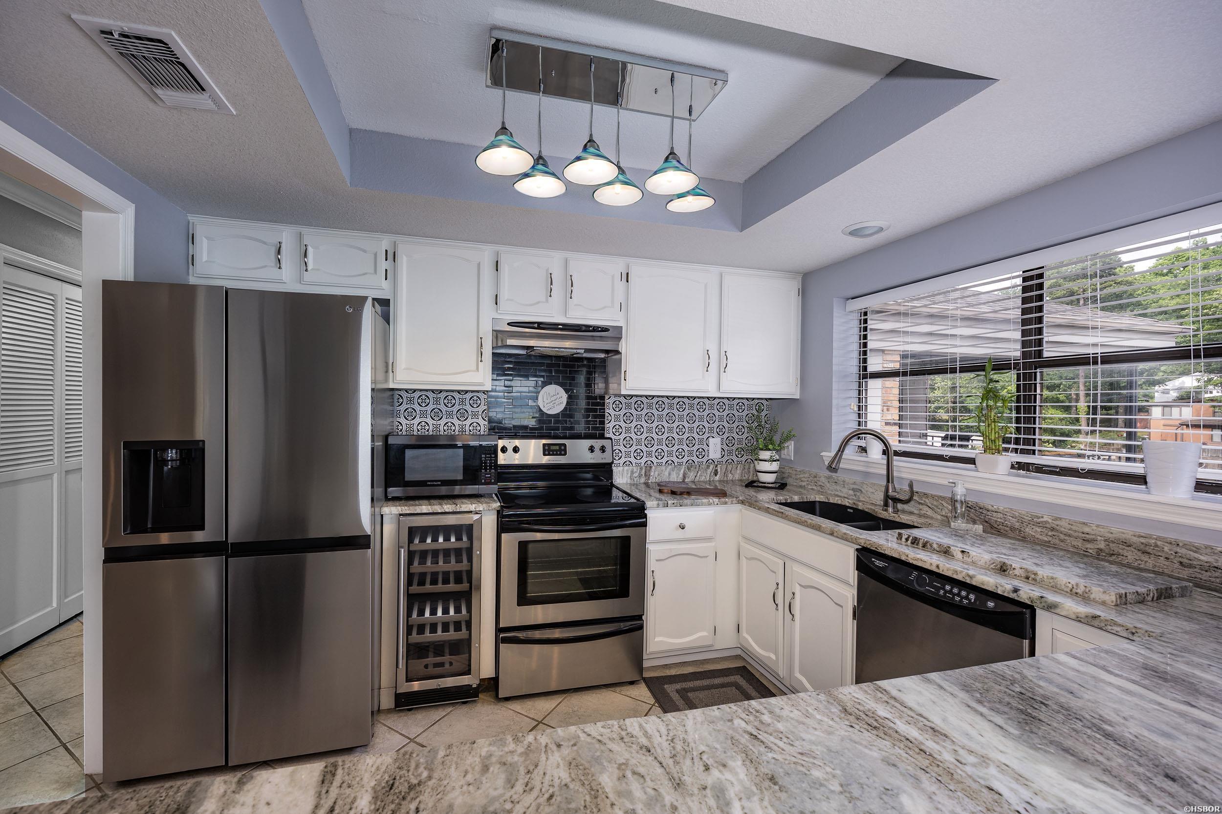 1201 Lakeshore Drive Property Photo 12