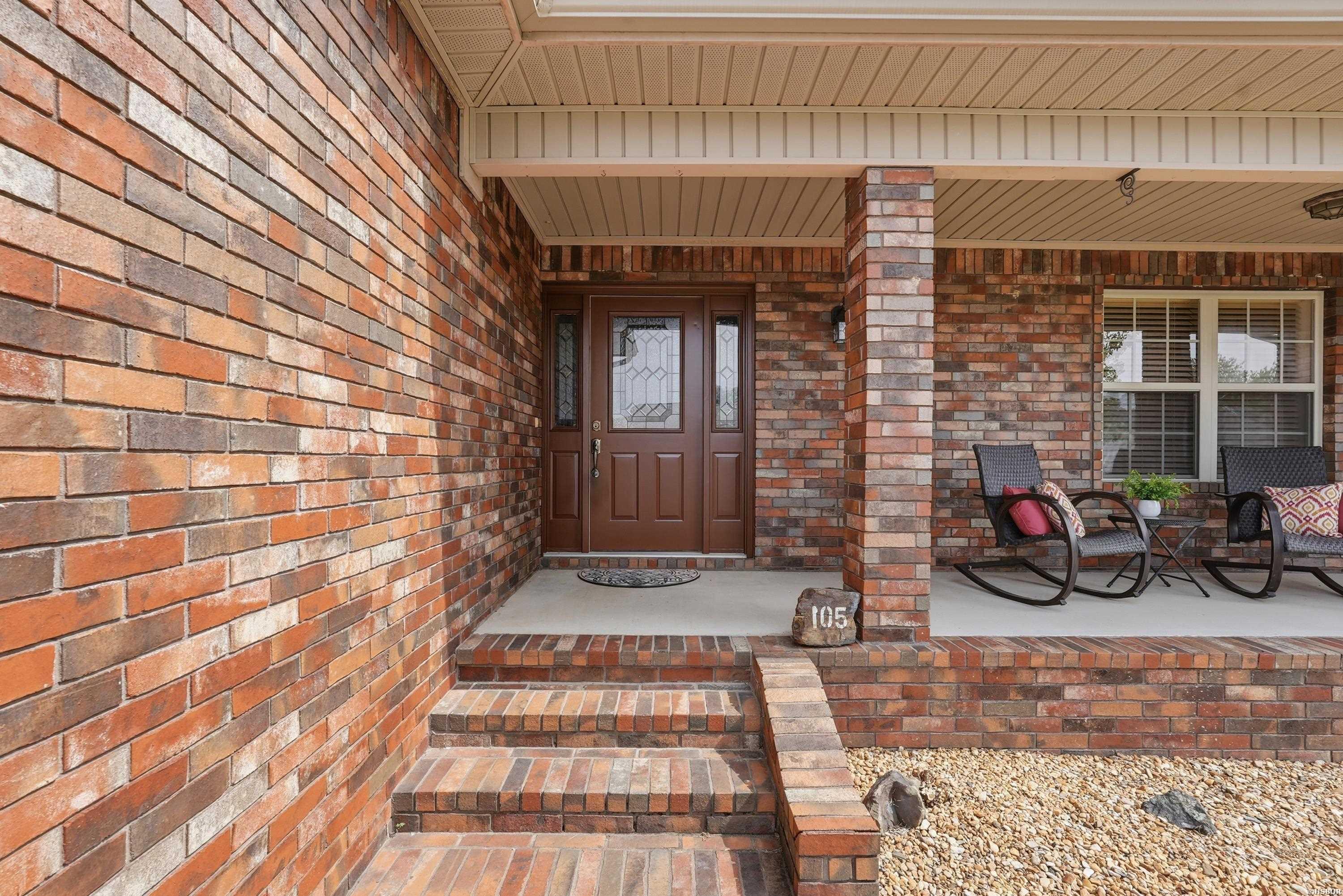 105 Wolfhowl Lane Property Photo 5