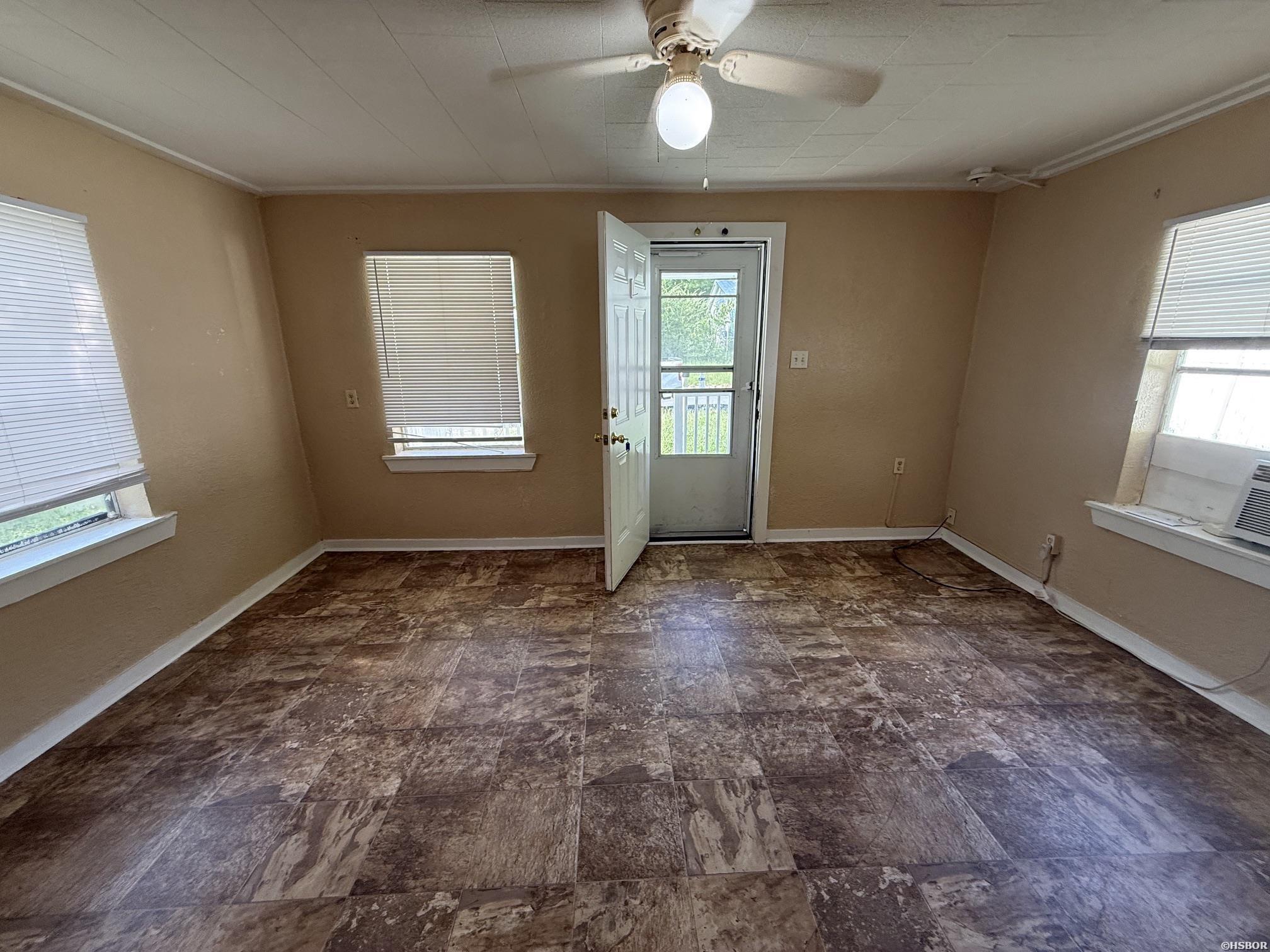 219 Wood Street Property Photo 5
